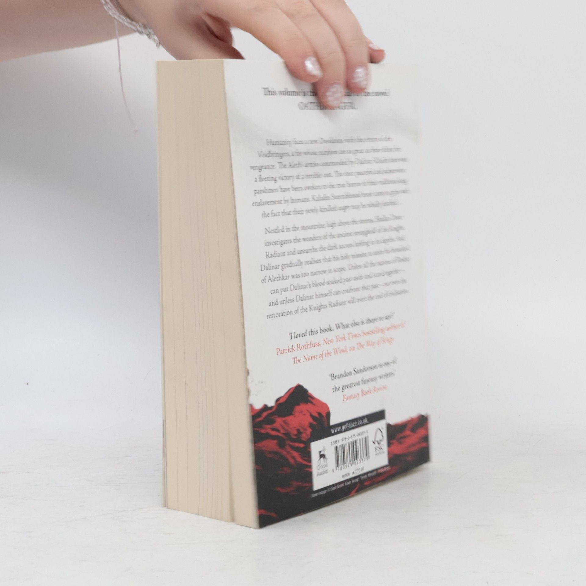 Brandon Sanderson Oathbringer - Book,Three Part Two