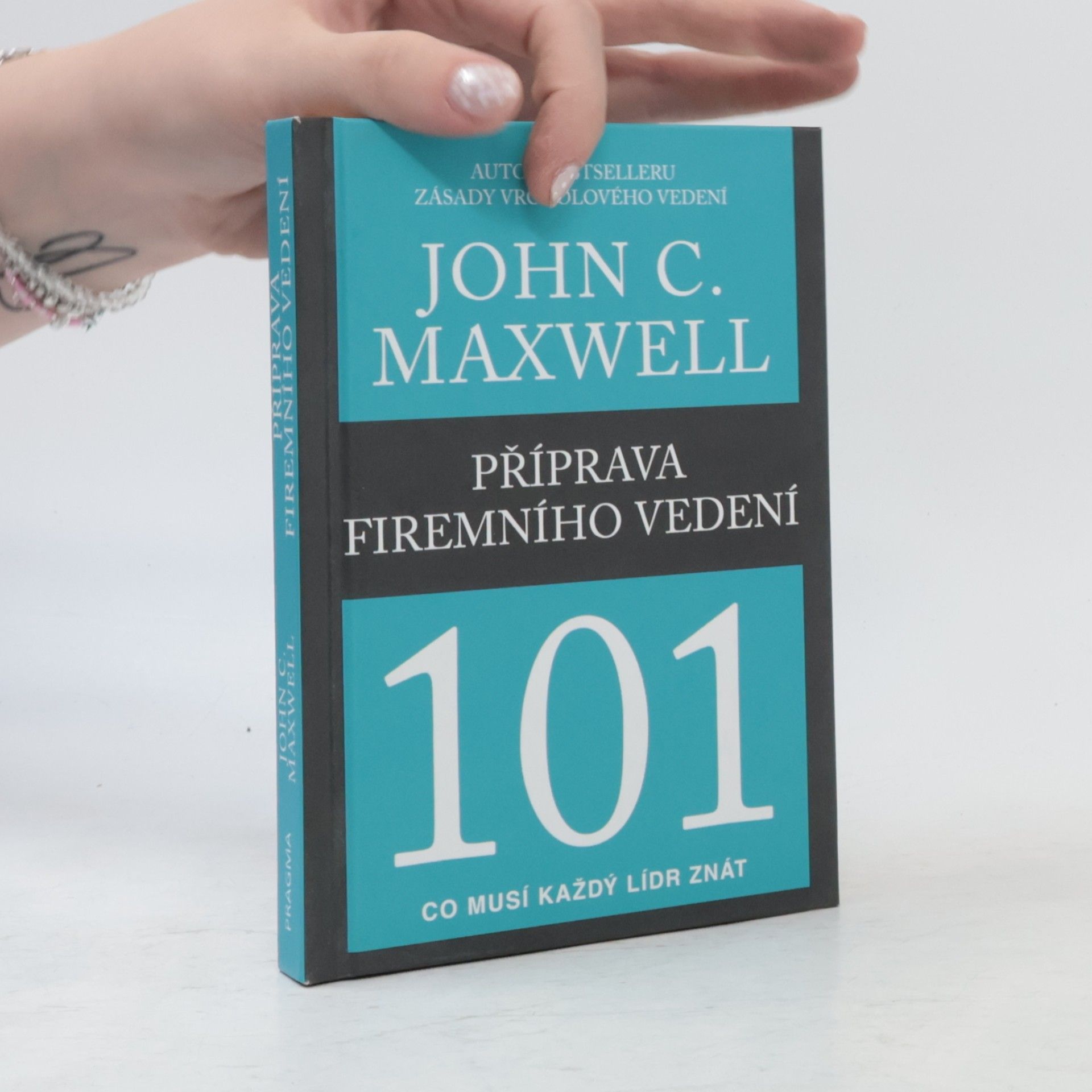 Příprava firemního vedení 101 : co musí každý lídr znát