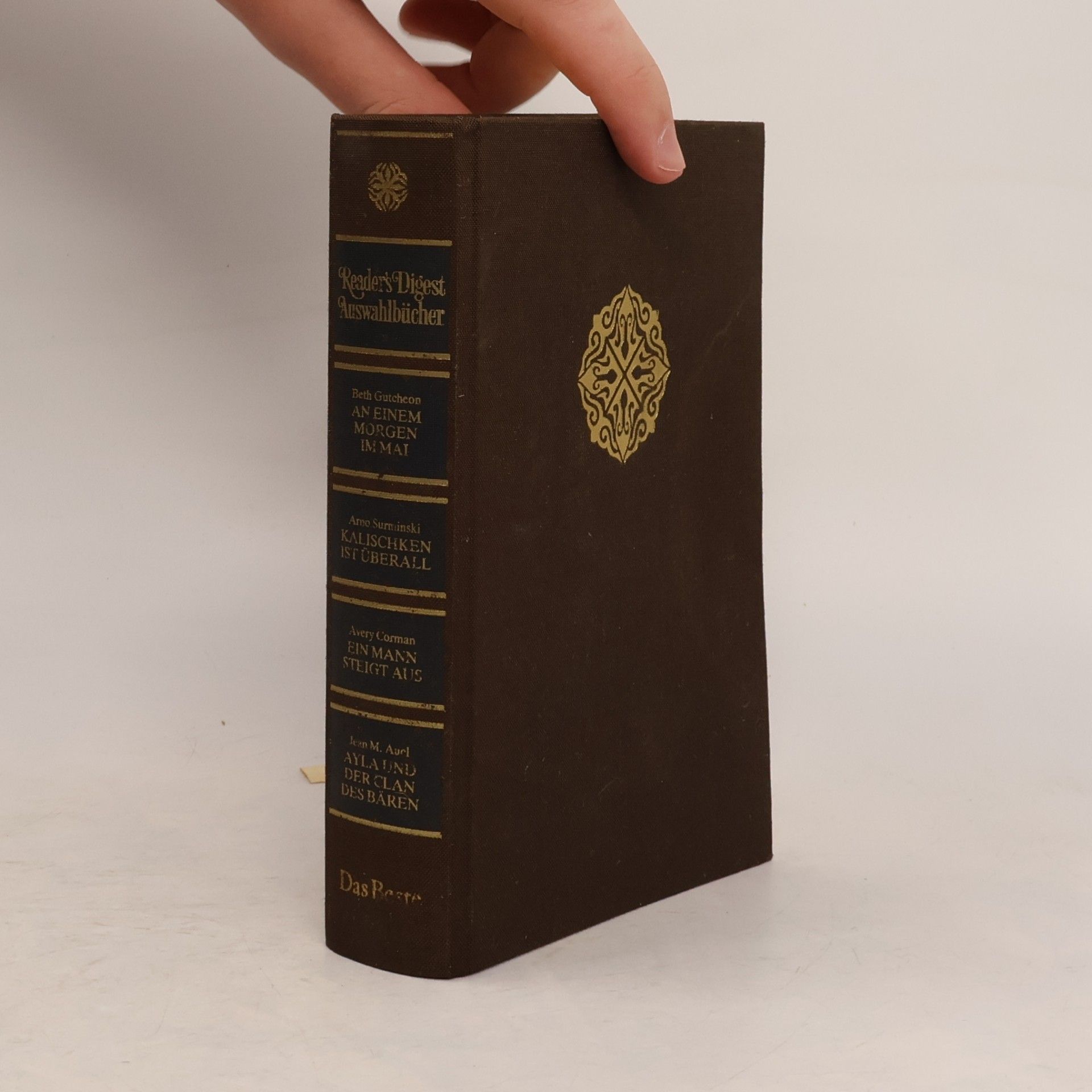 Beth Gutcheon Reader's Digest Auswahlbücher. An einem Morgen im Mai. Kalischken ist überall. Ein Mann steigt aus. Ayla und der Clan des Bären.