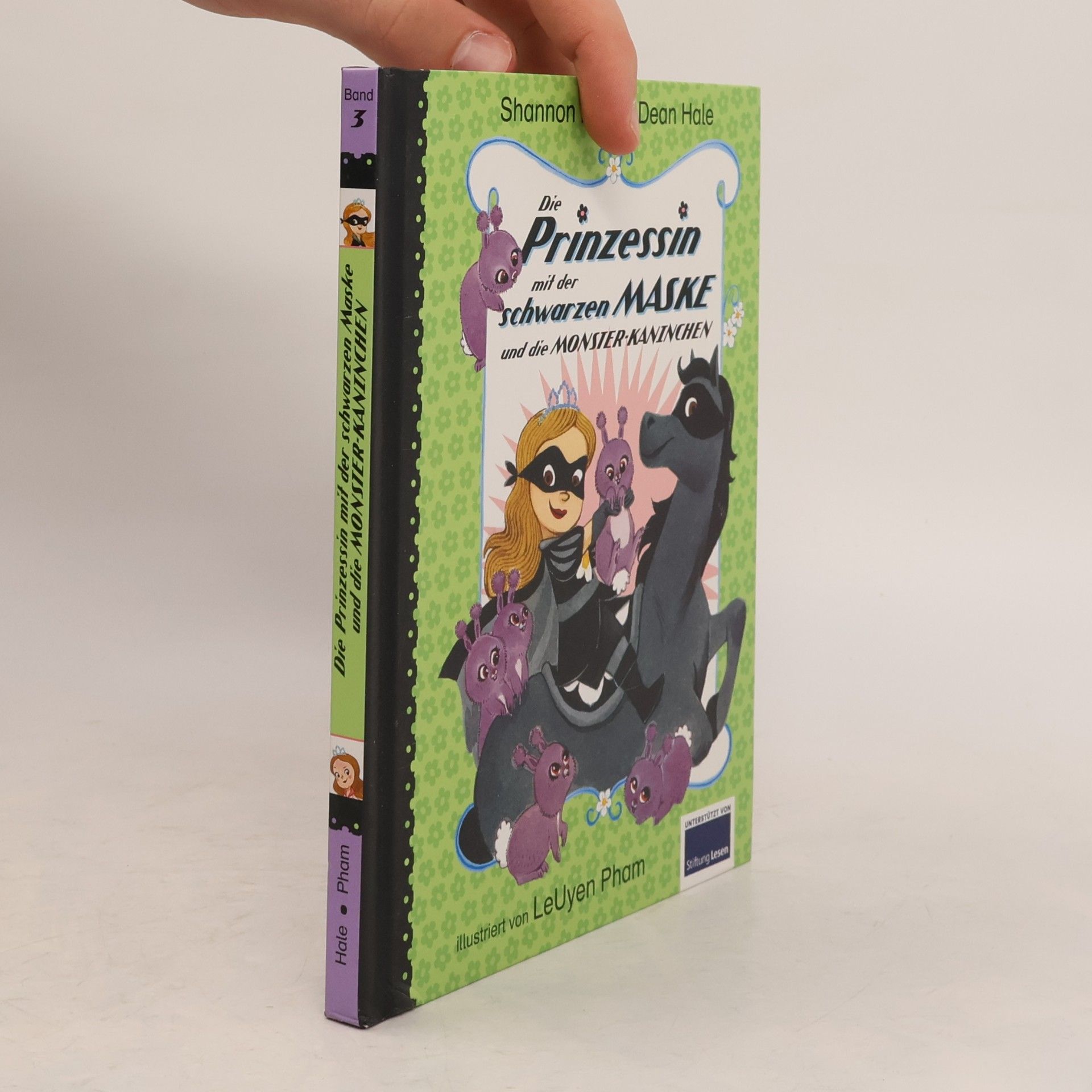 Die Prinzessin mit der schwarzen Maske und die Monster-Kaninchen