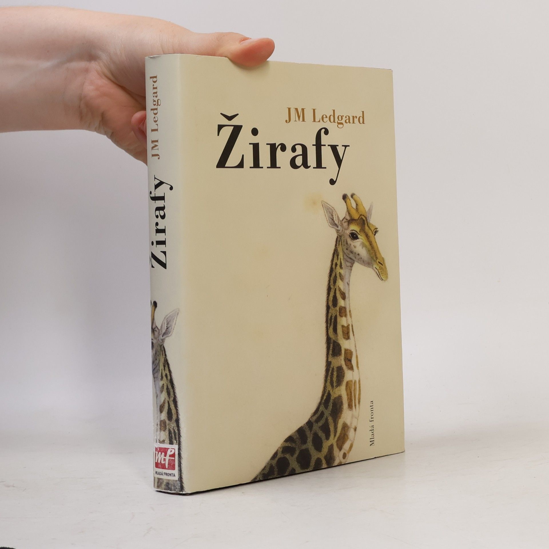 J.M. Ledgard Žirafy