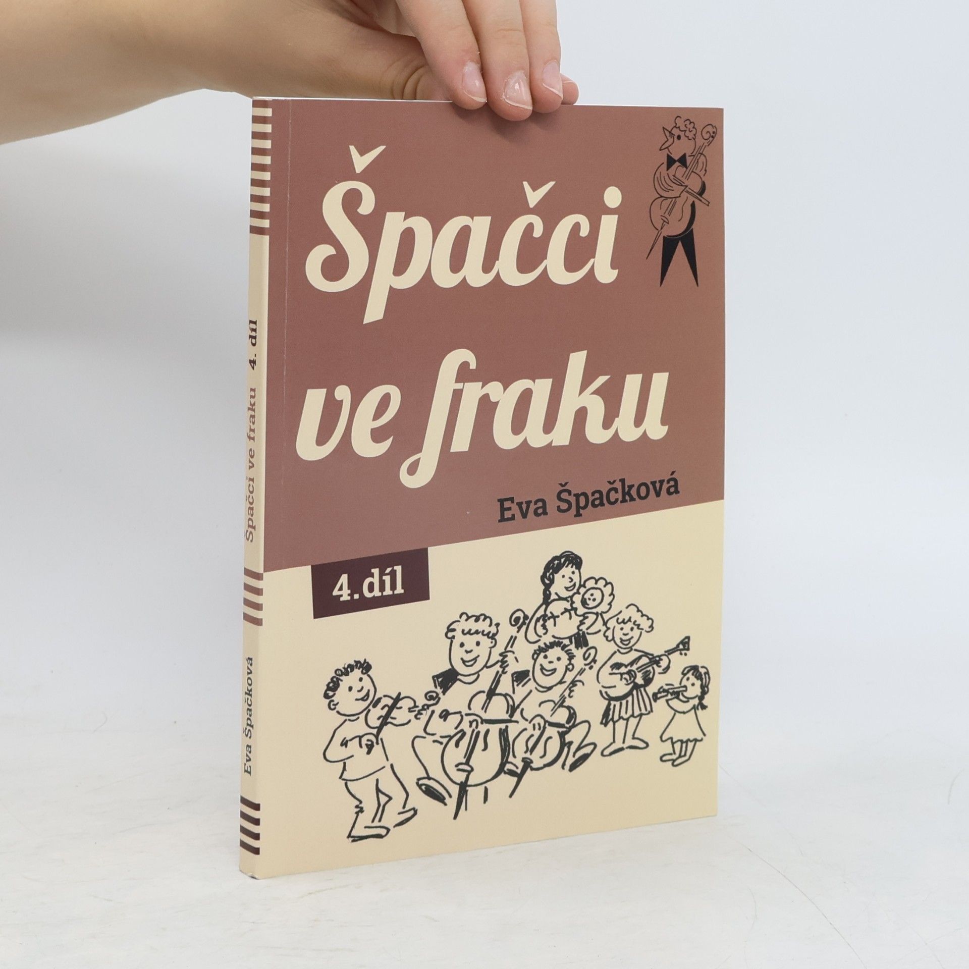 Eva Špačková Špačci ve fraku 4. díl