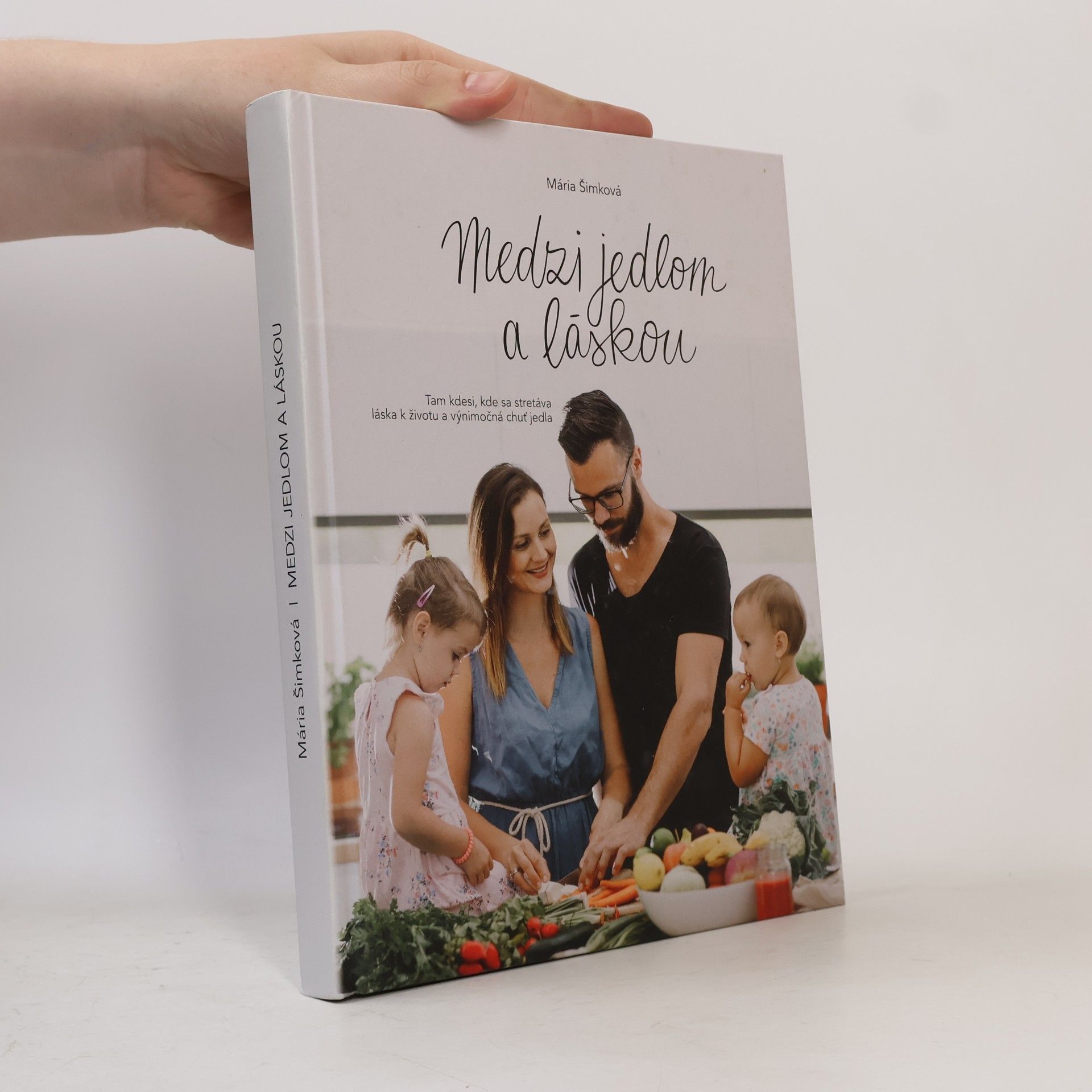 Medzi jedlom a láskou