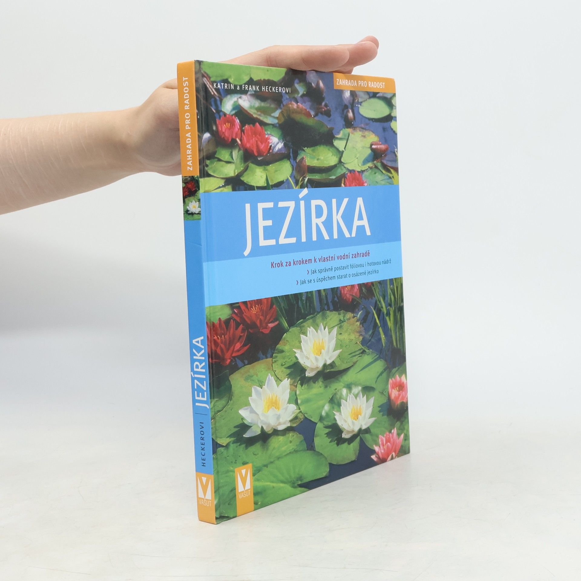 Katrin Hecker Jezírka