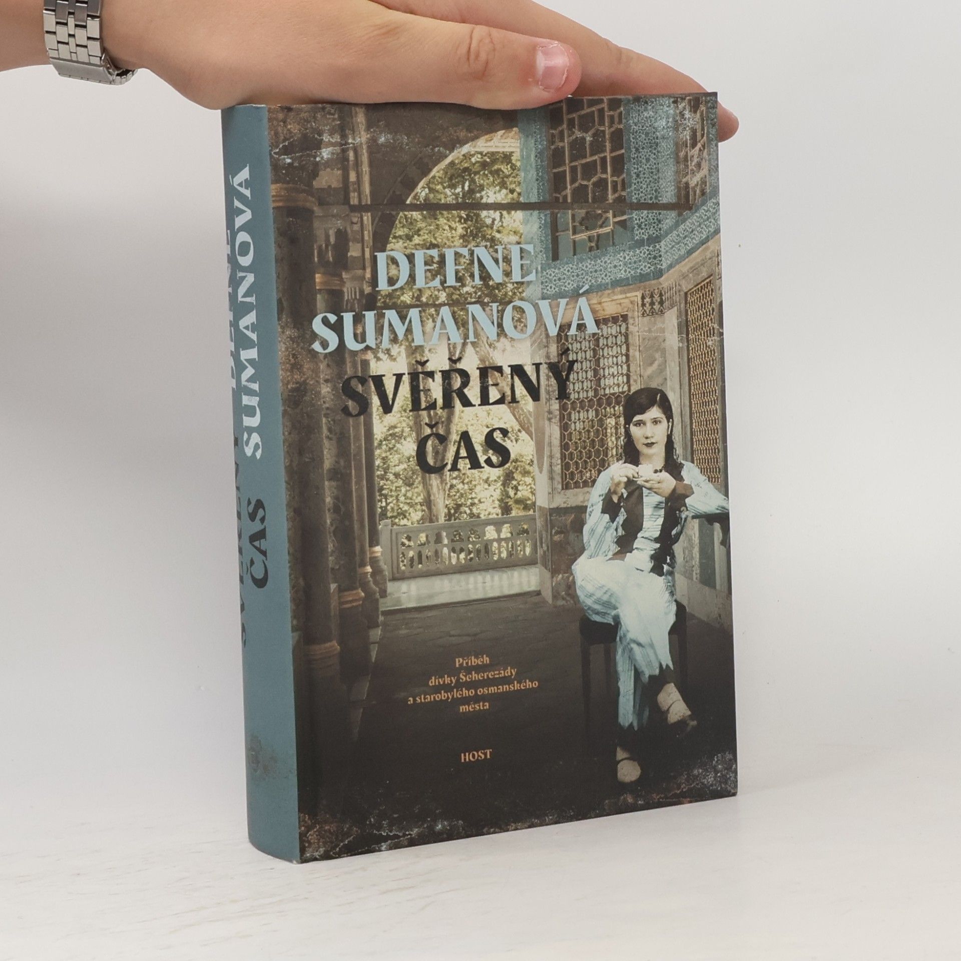 Defne Suman Svěřený čas