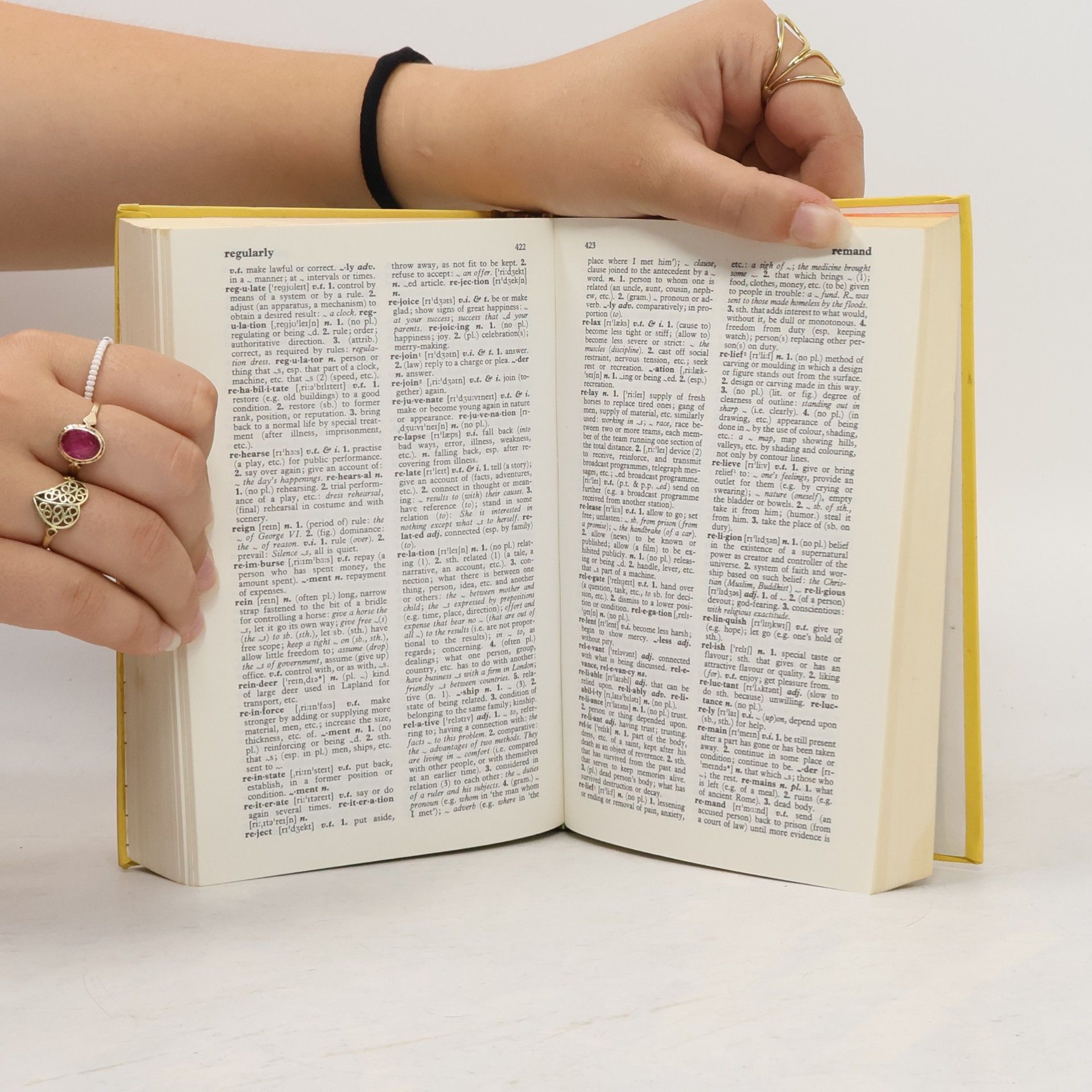Albert Sydney Hornby The Oxford English-reader's dictionary
