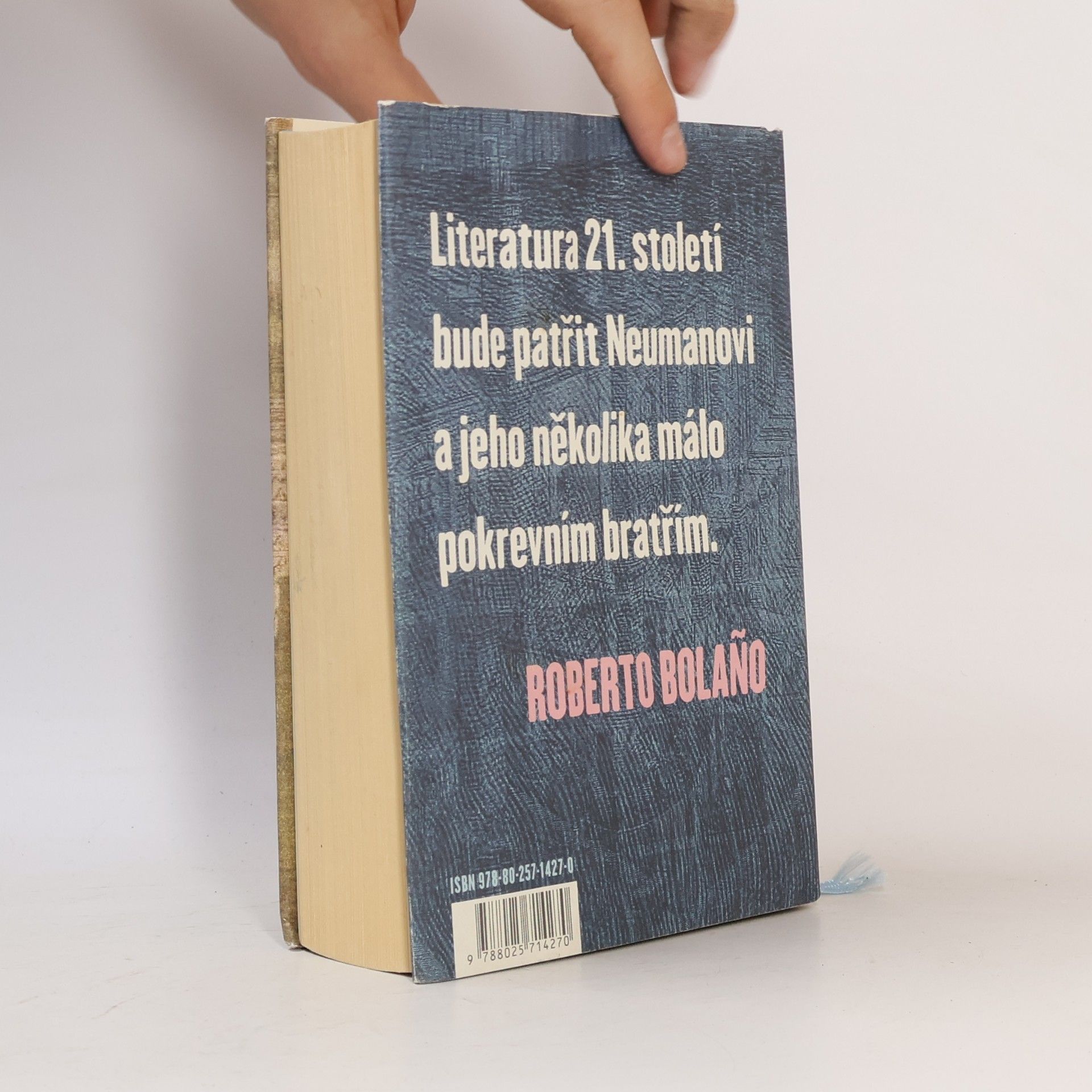 Andrés Neuman Cestovatel stoletím