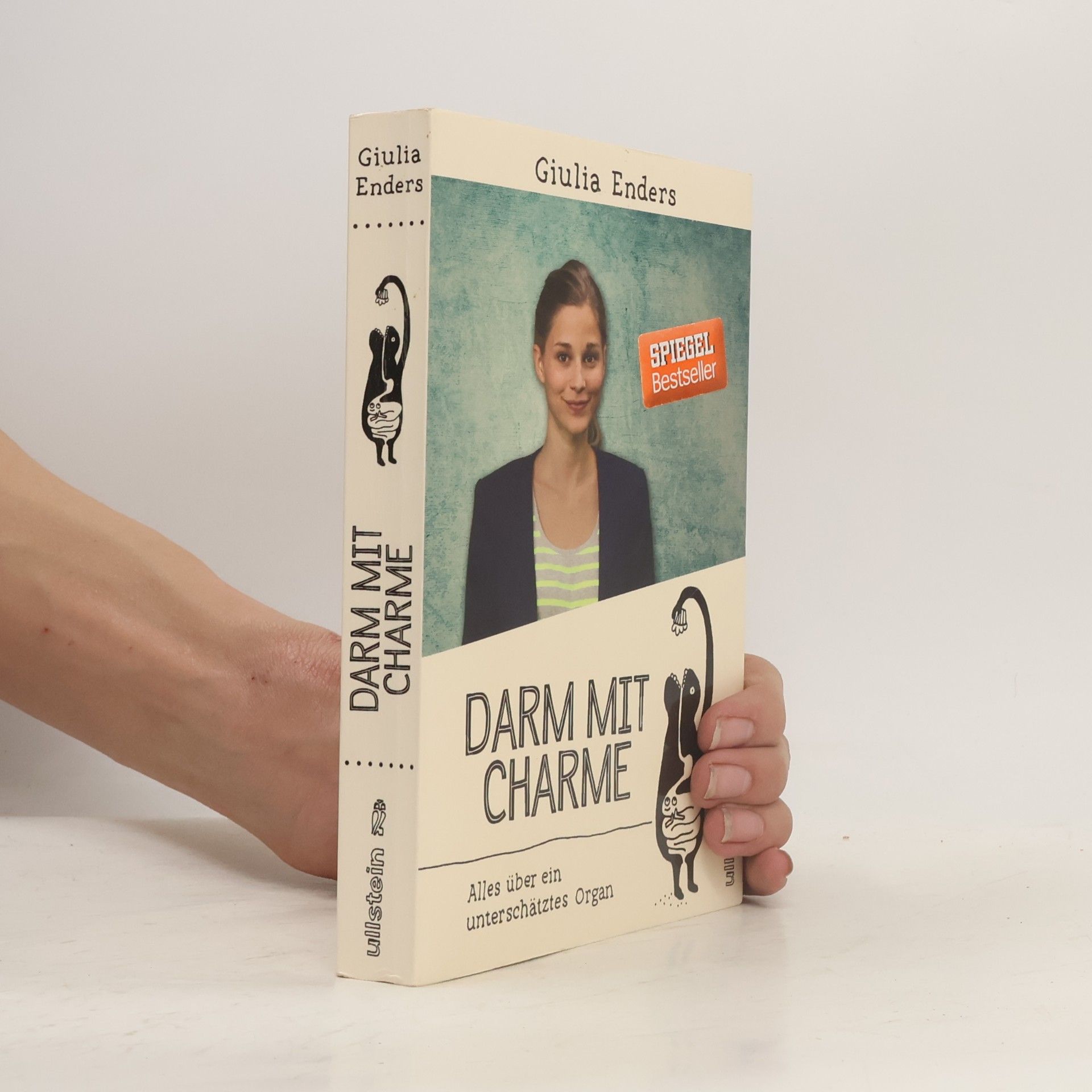 Giulia Ender Darm mit Charme