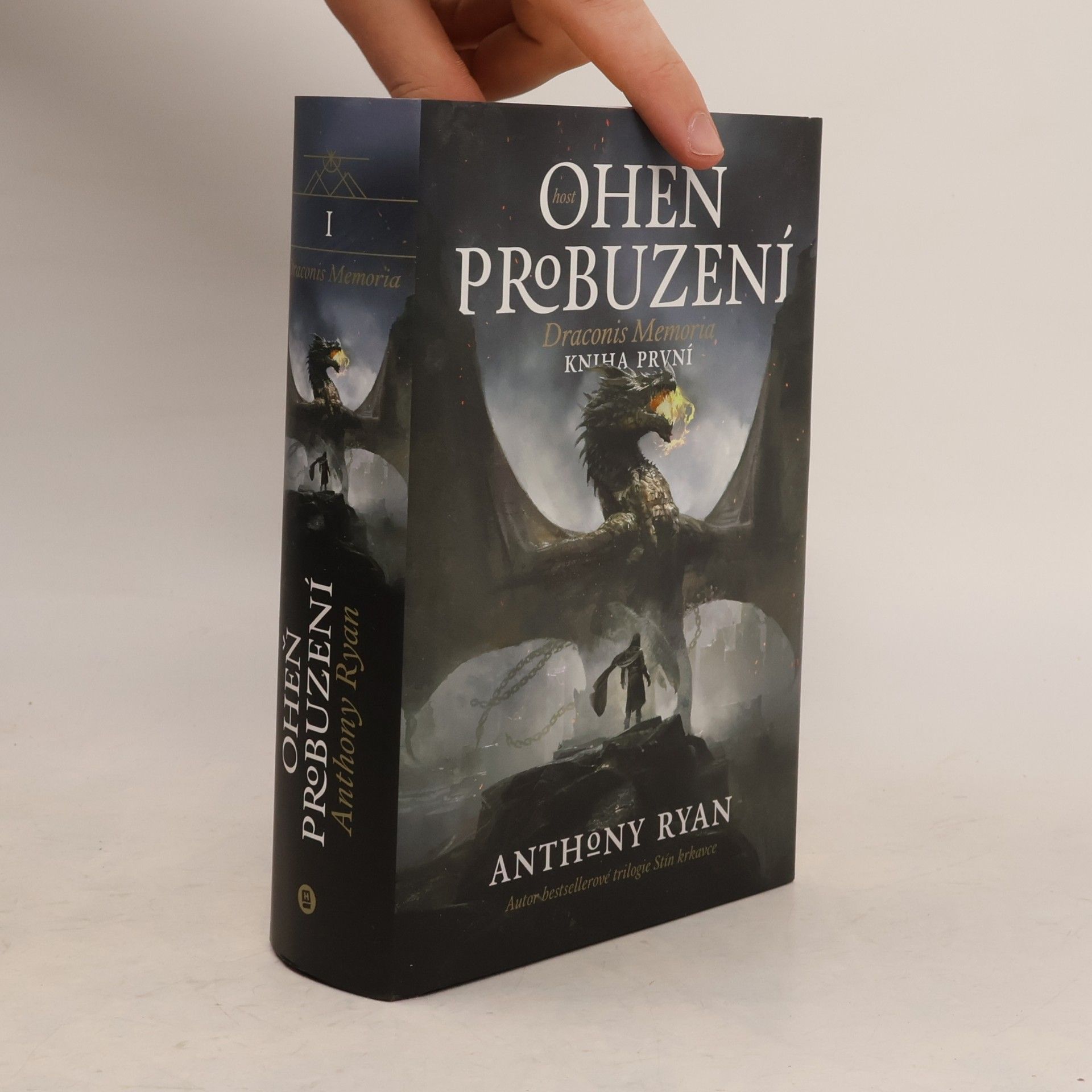 Anthony Ryan Oheň probuzení