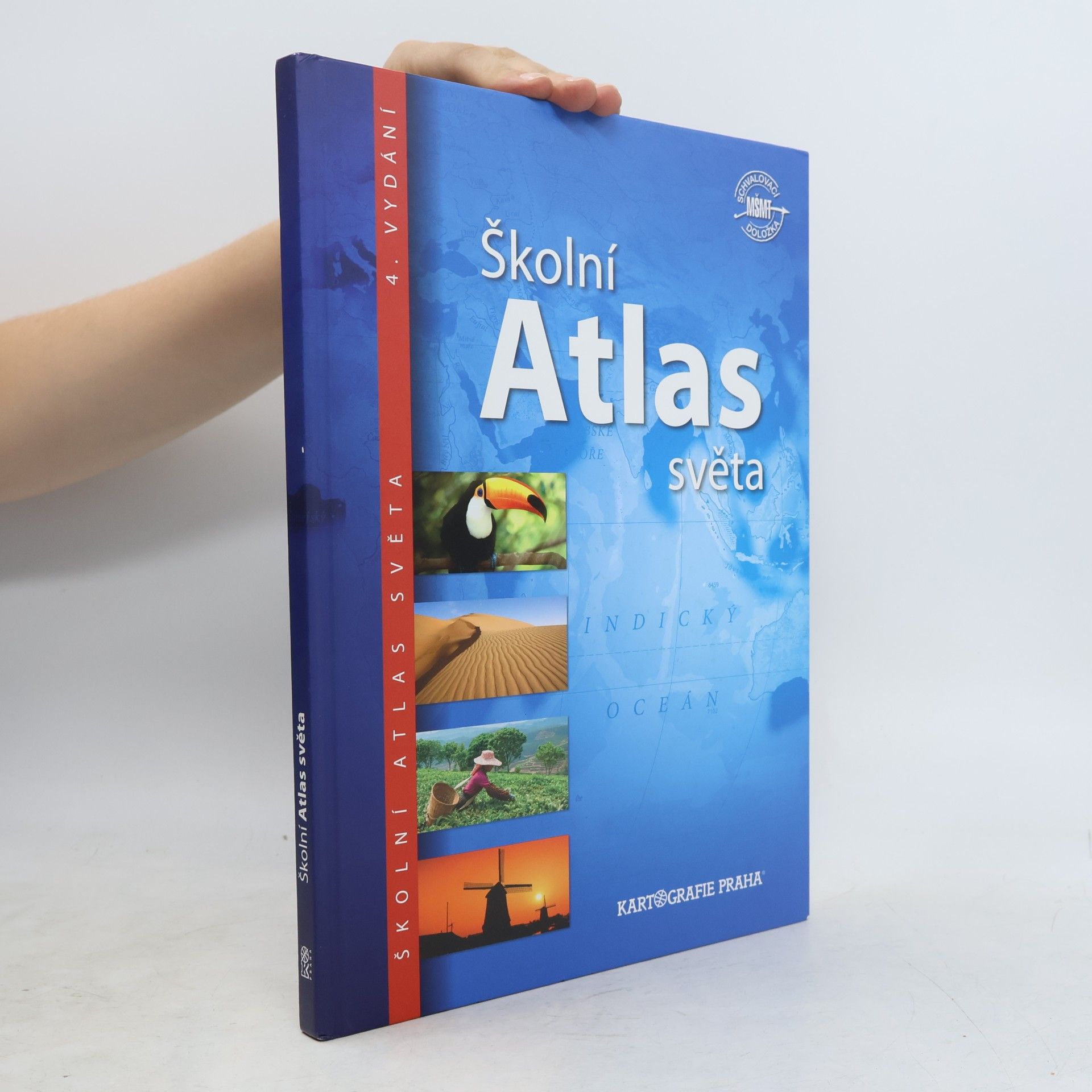 Kolektív autorov Školní atlas světa