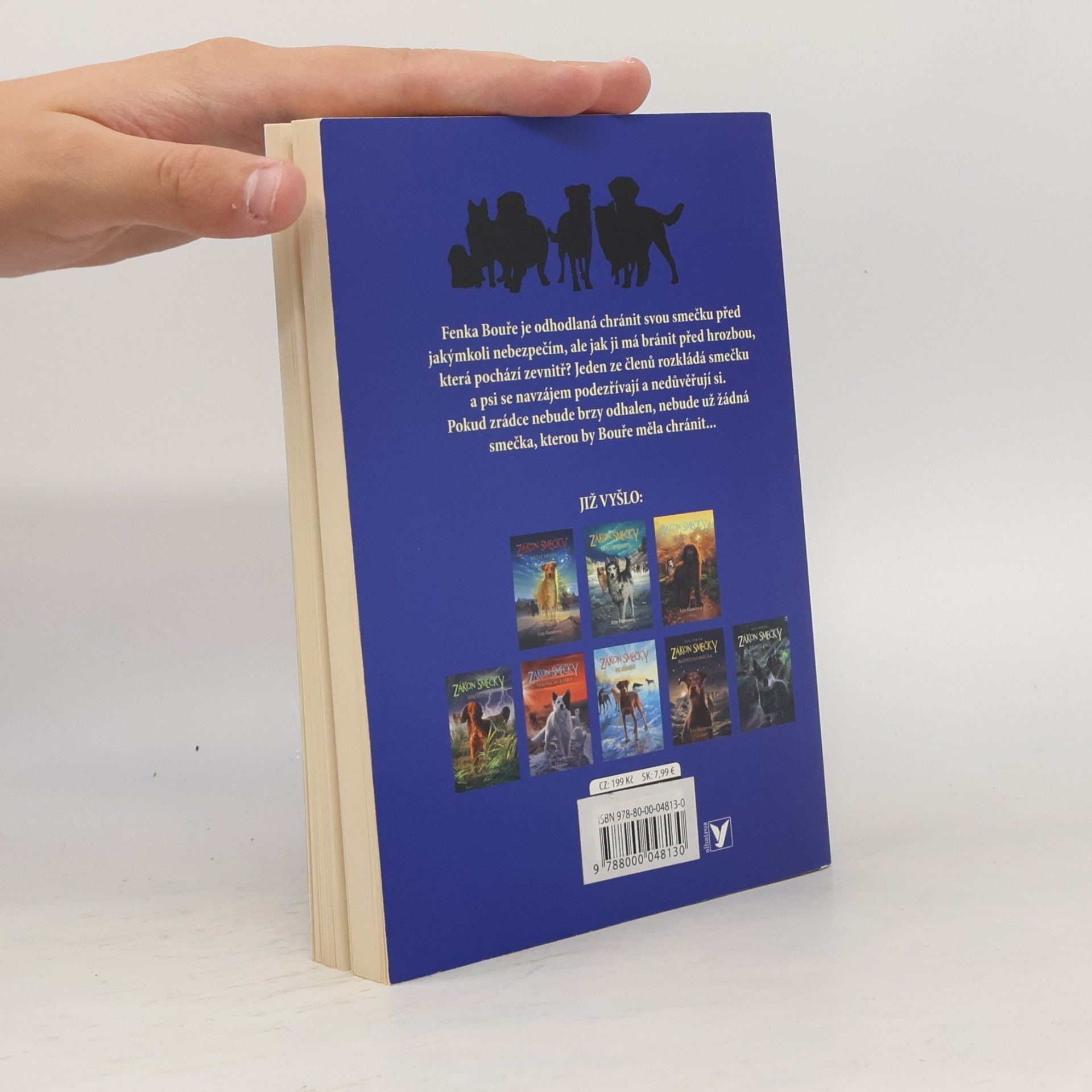 Erin Hunter Ve stínech