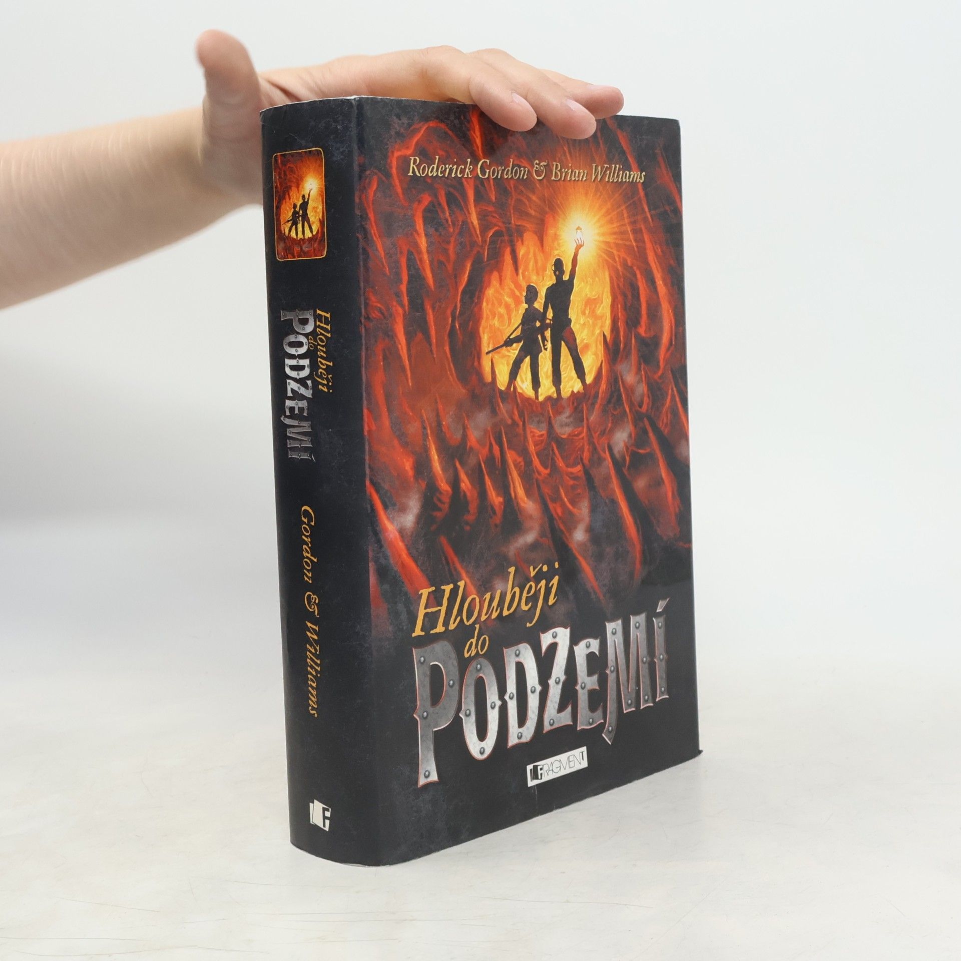 Roderick Gordon Hlouběji do Podzemí