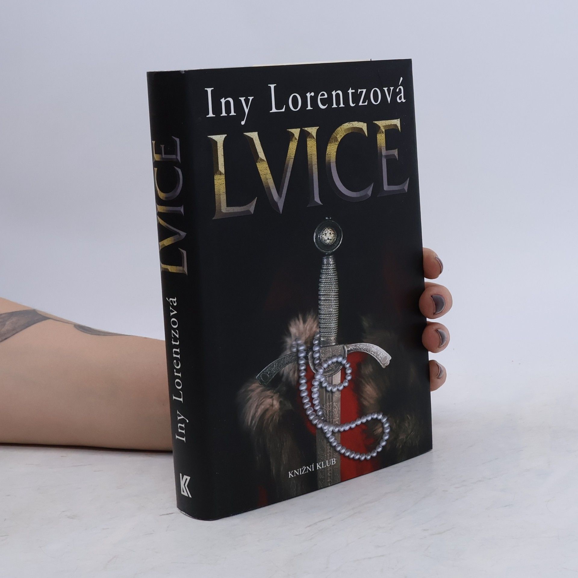 Iny Lorentz Lvice