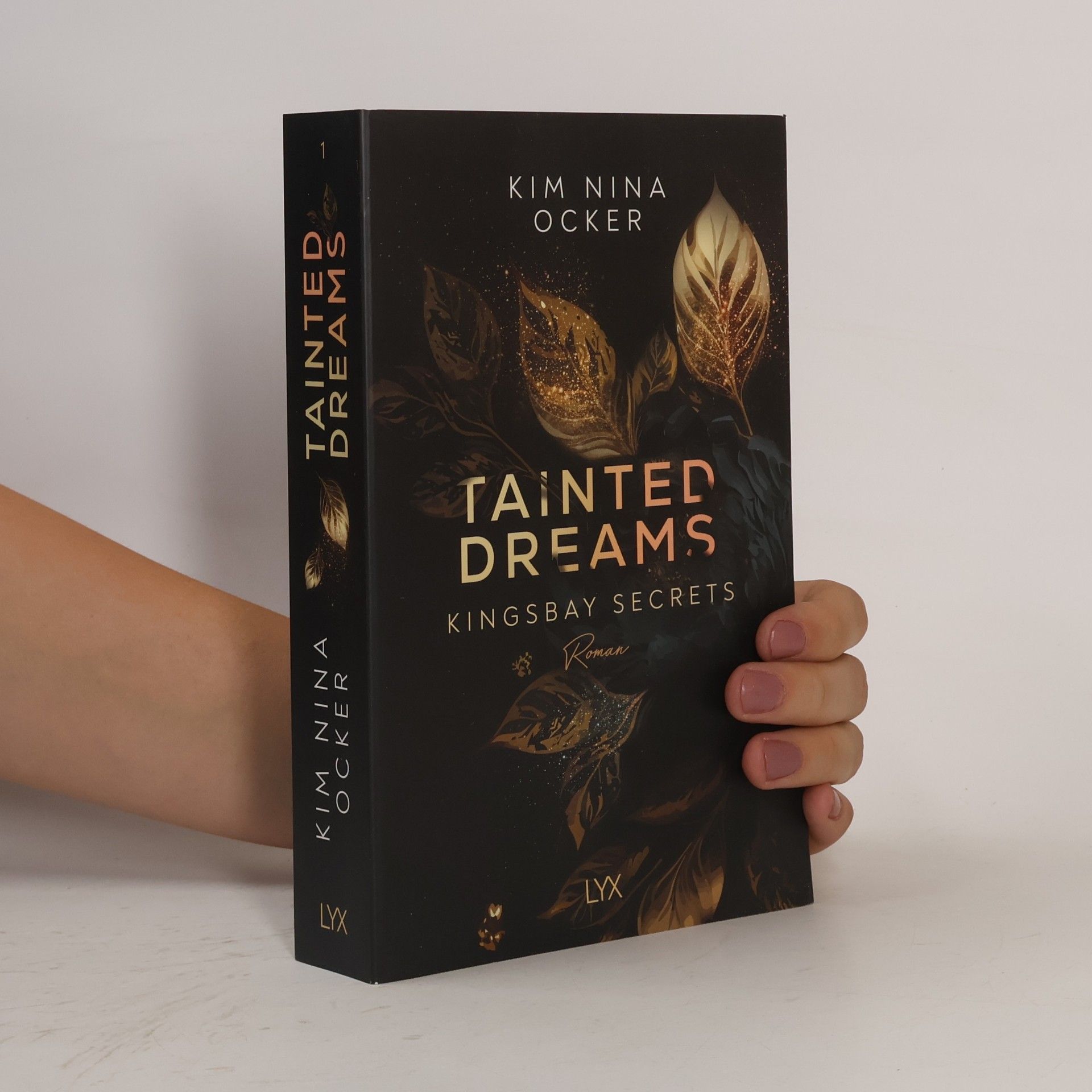 Tainted Dreams / Kingsbay Secrets Bd.1