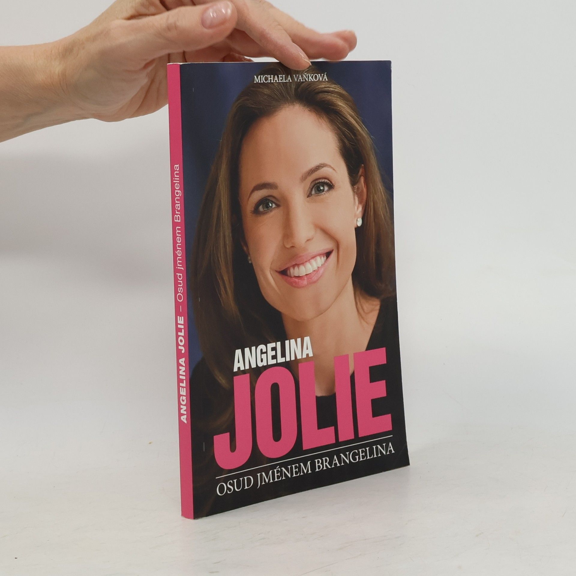 Michaela Vaňková Angelina Jolie: Osud jménem Brangelina