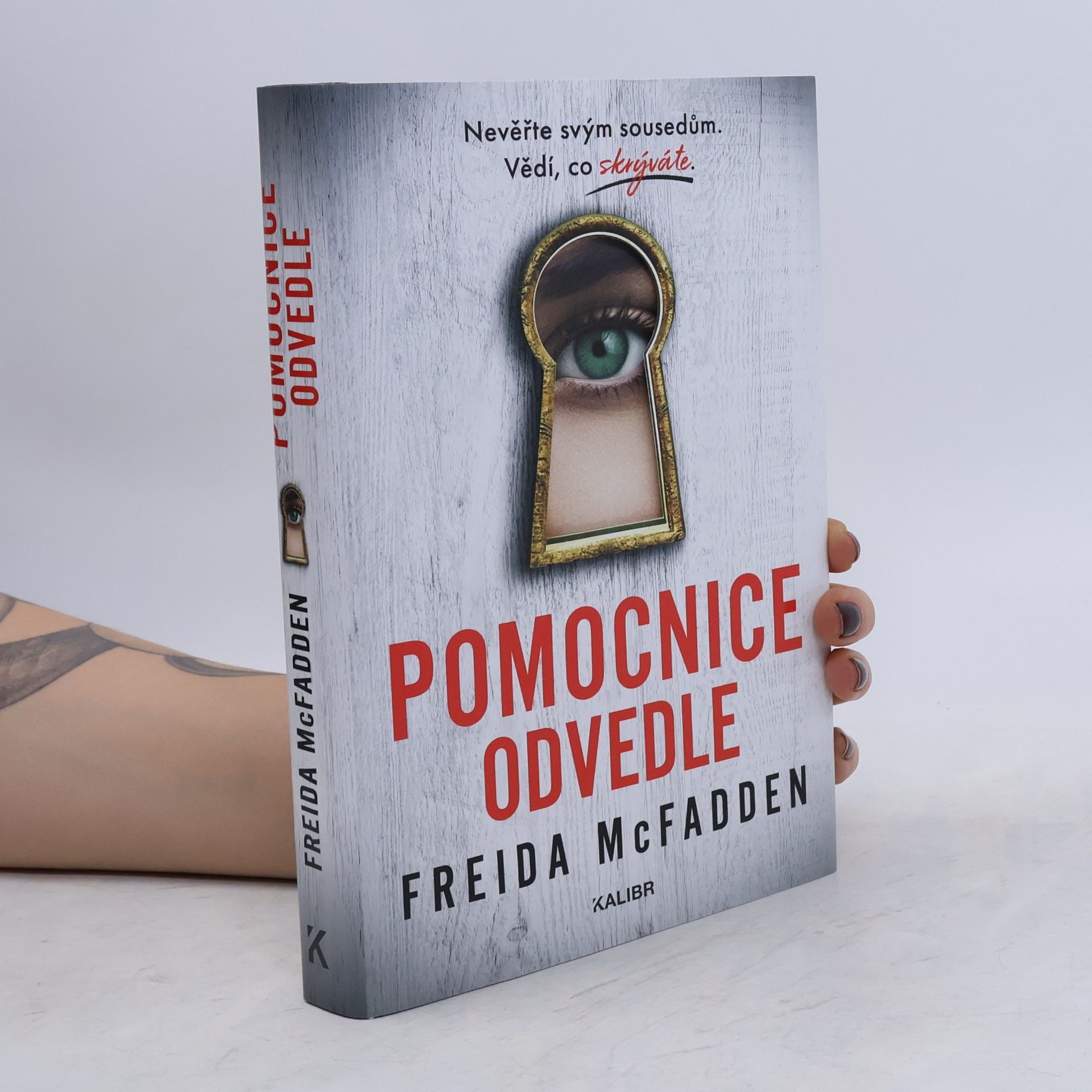 Freida McFaddenová Pomocnice odvedle