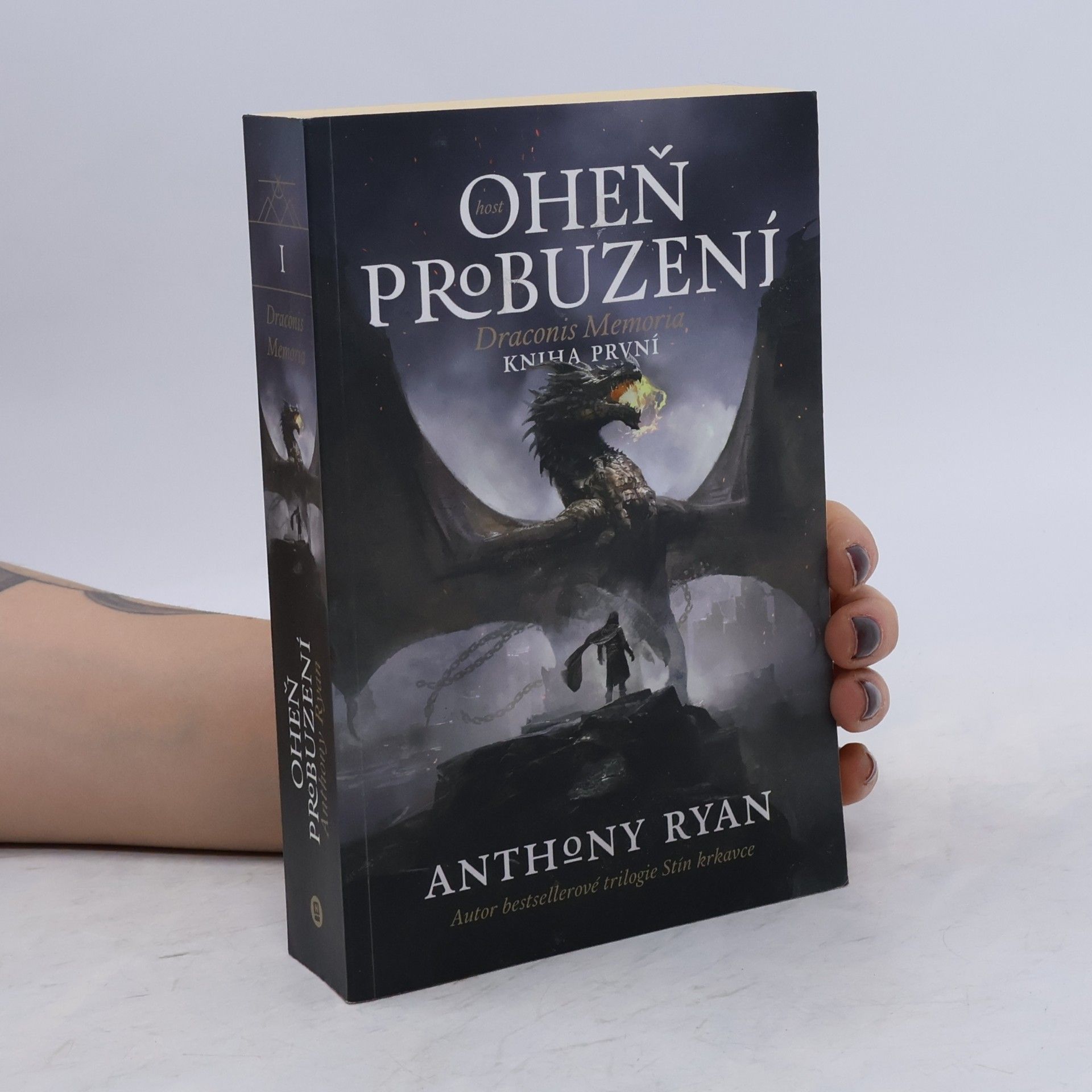 Anthony Ryan Oheň probuzení