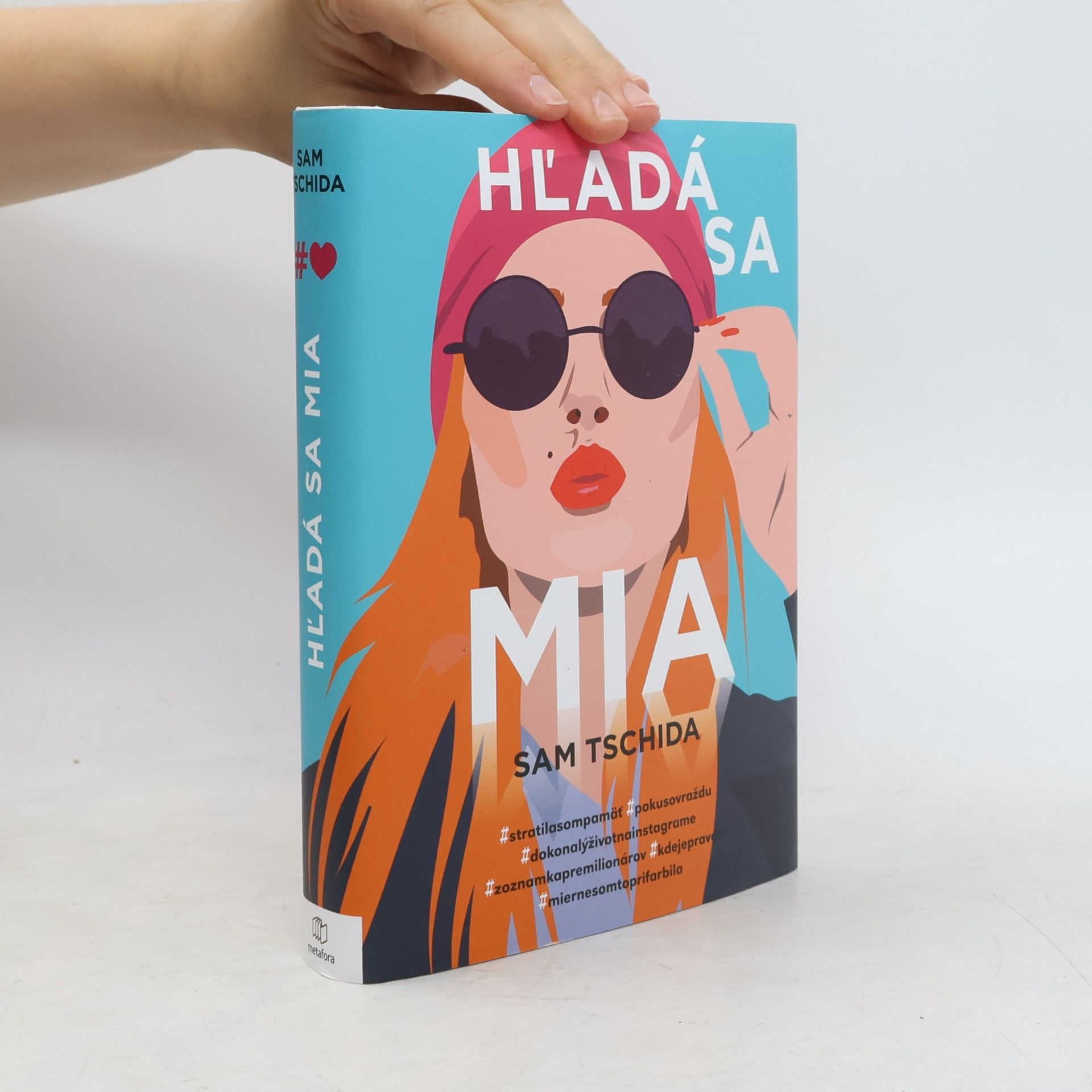 Sam Tschida Hľadá sa Mia