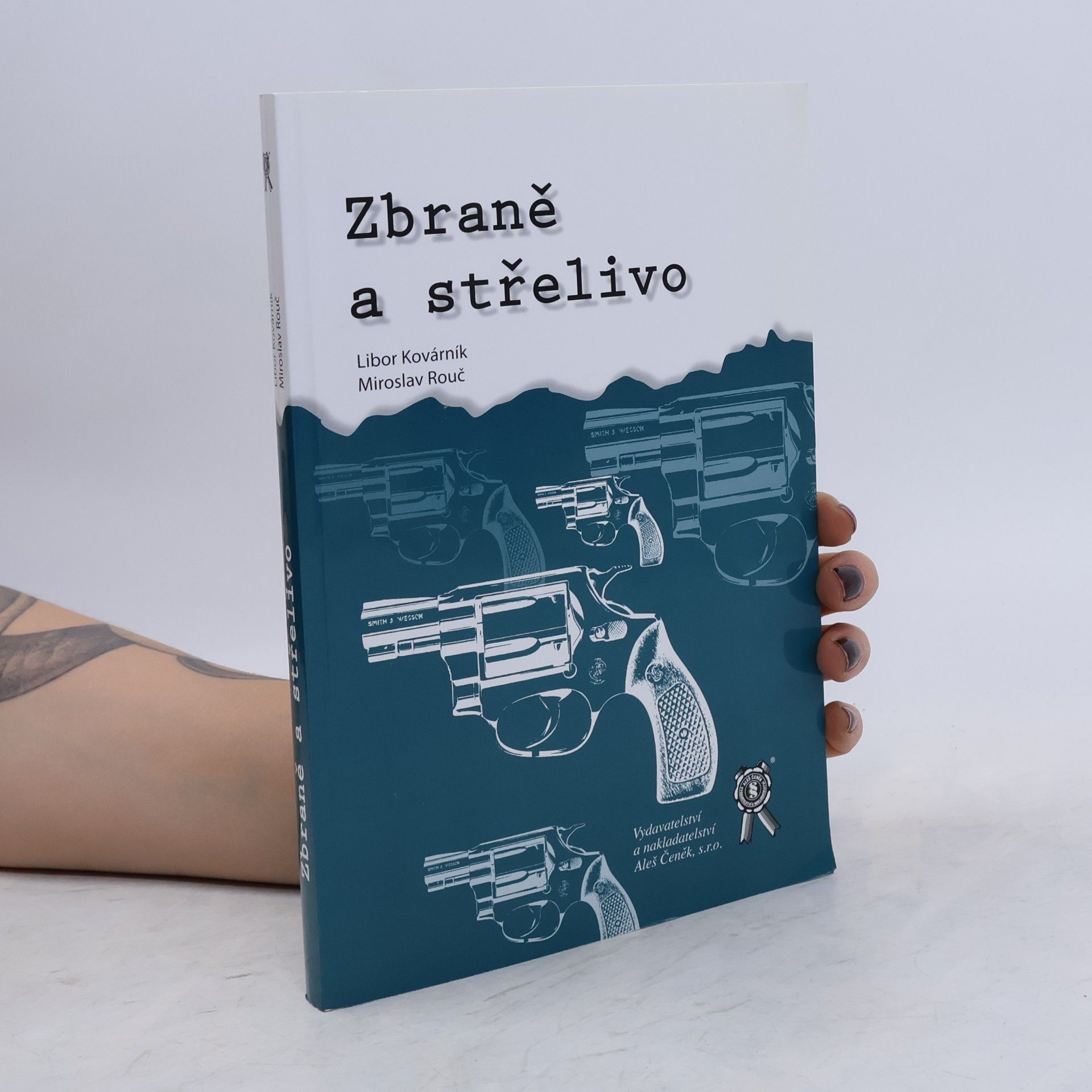 Miroslav Rouč Zbraně a střelivo