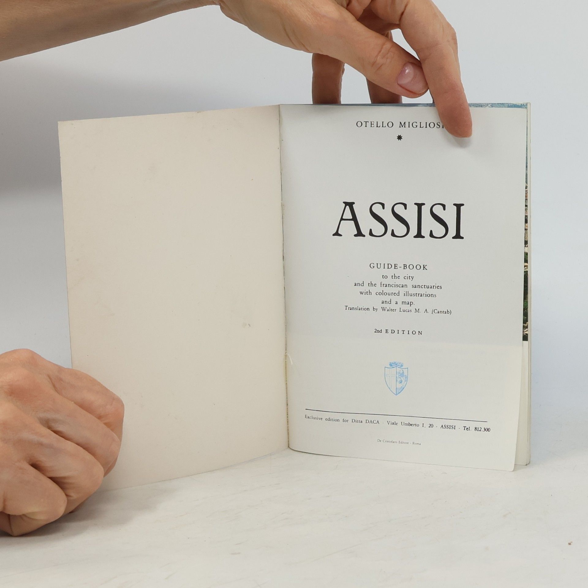 Various authors Assisi. A Colour Tourist Guide Book