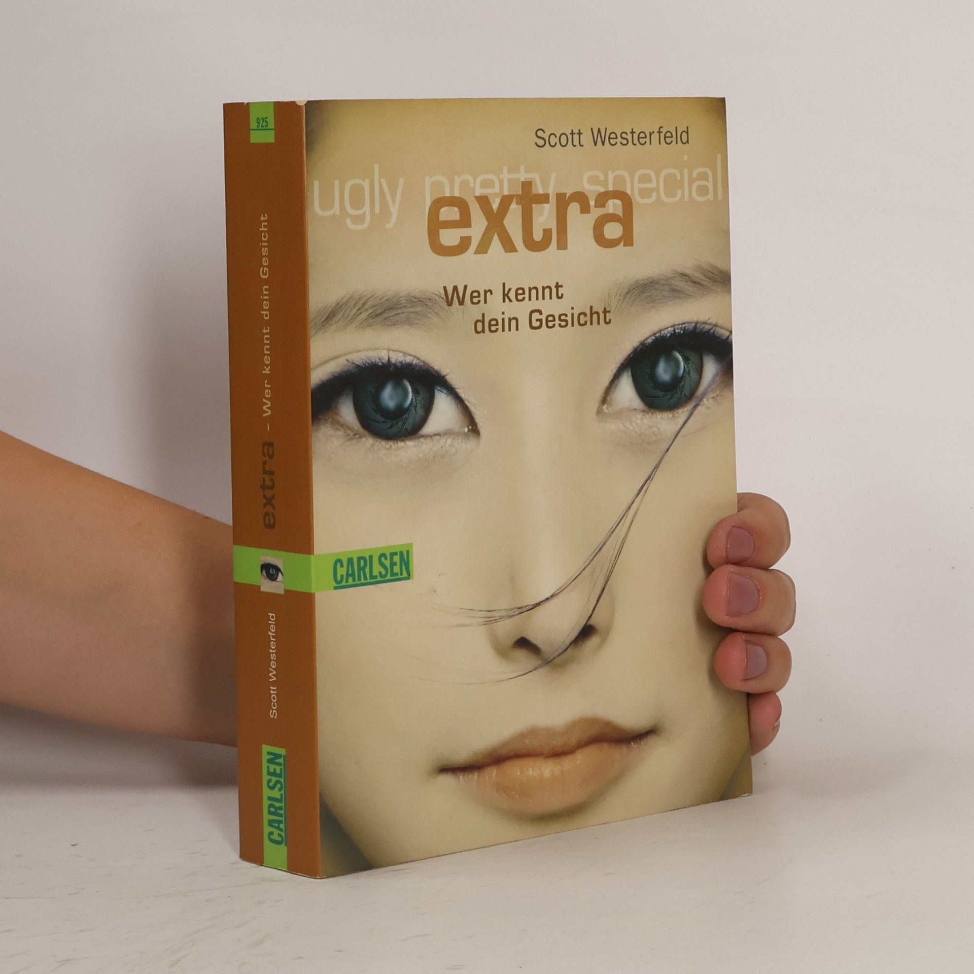 Scott Westerfeld Extra