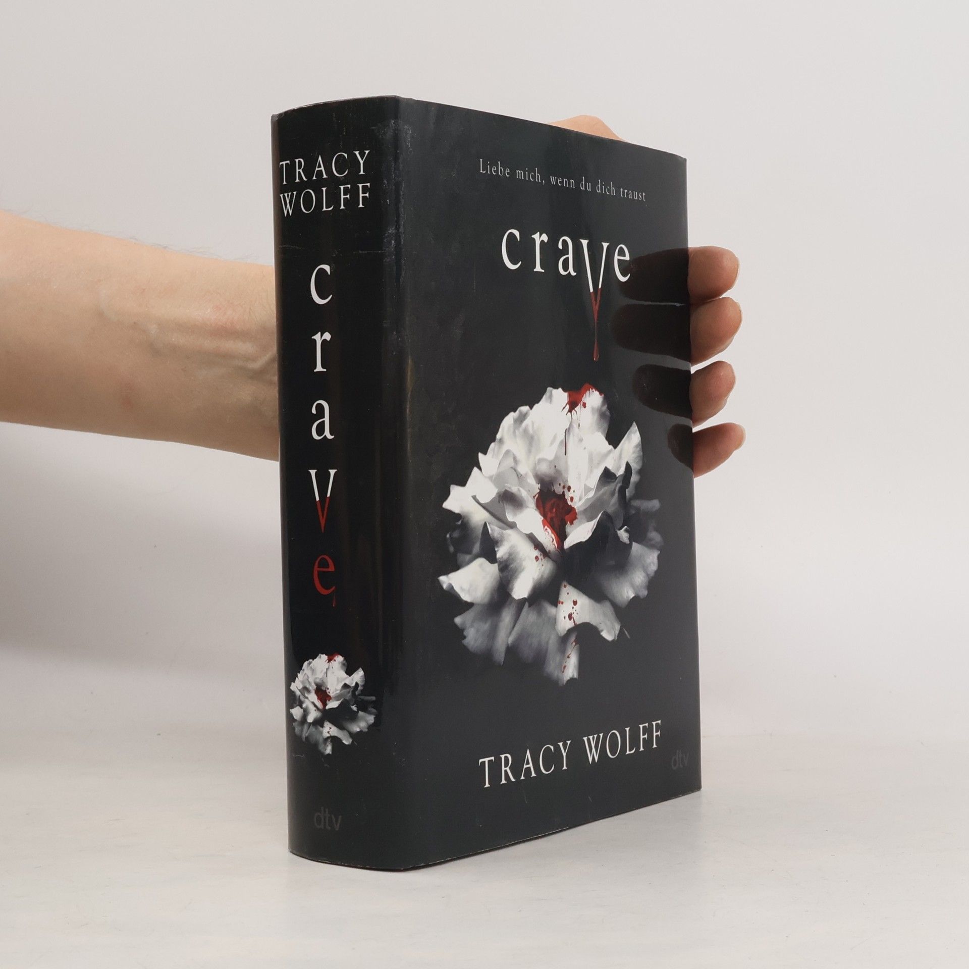 Tracy Wolff Crave