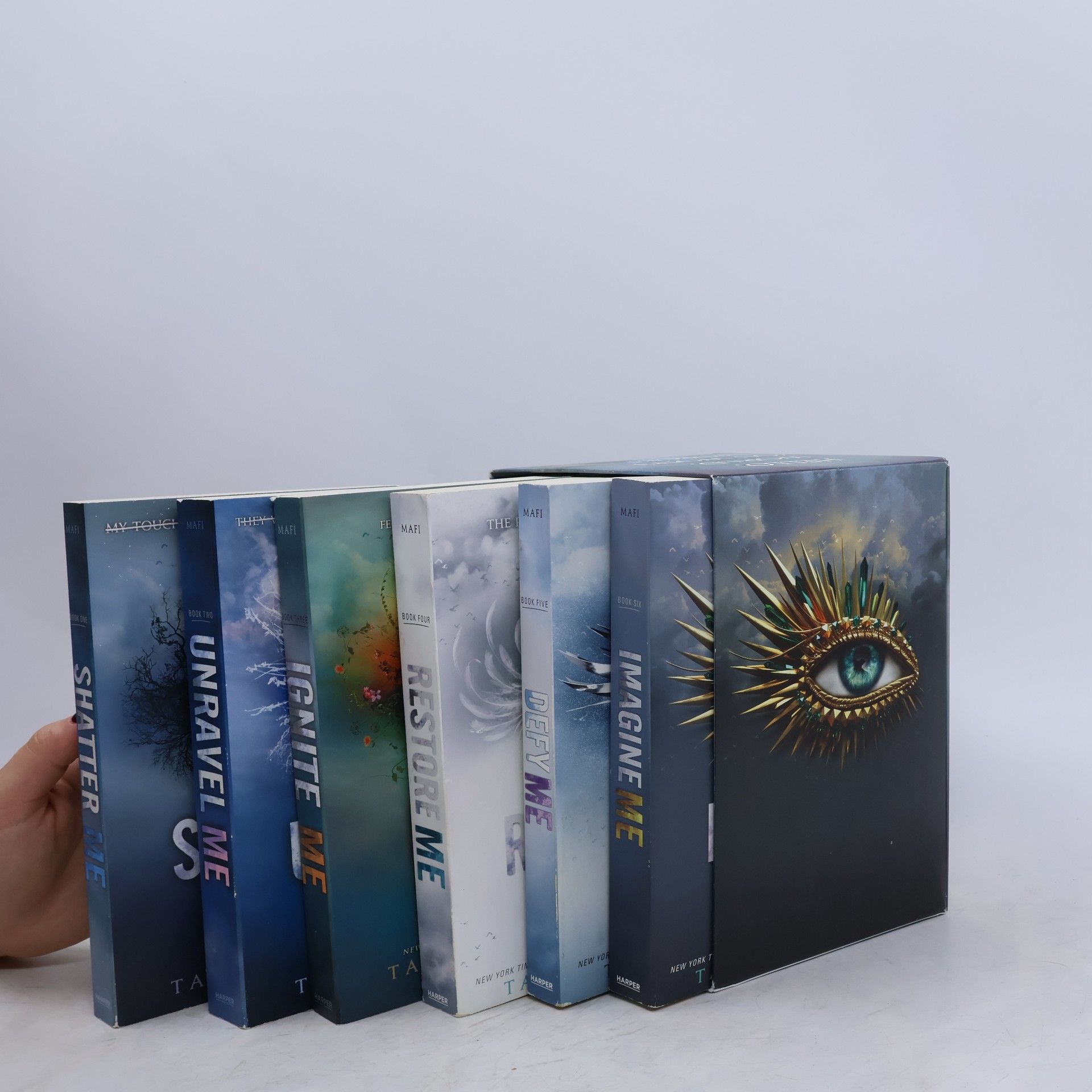 Tahereh Mafi Shatter Me Series 6 Book Box Set