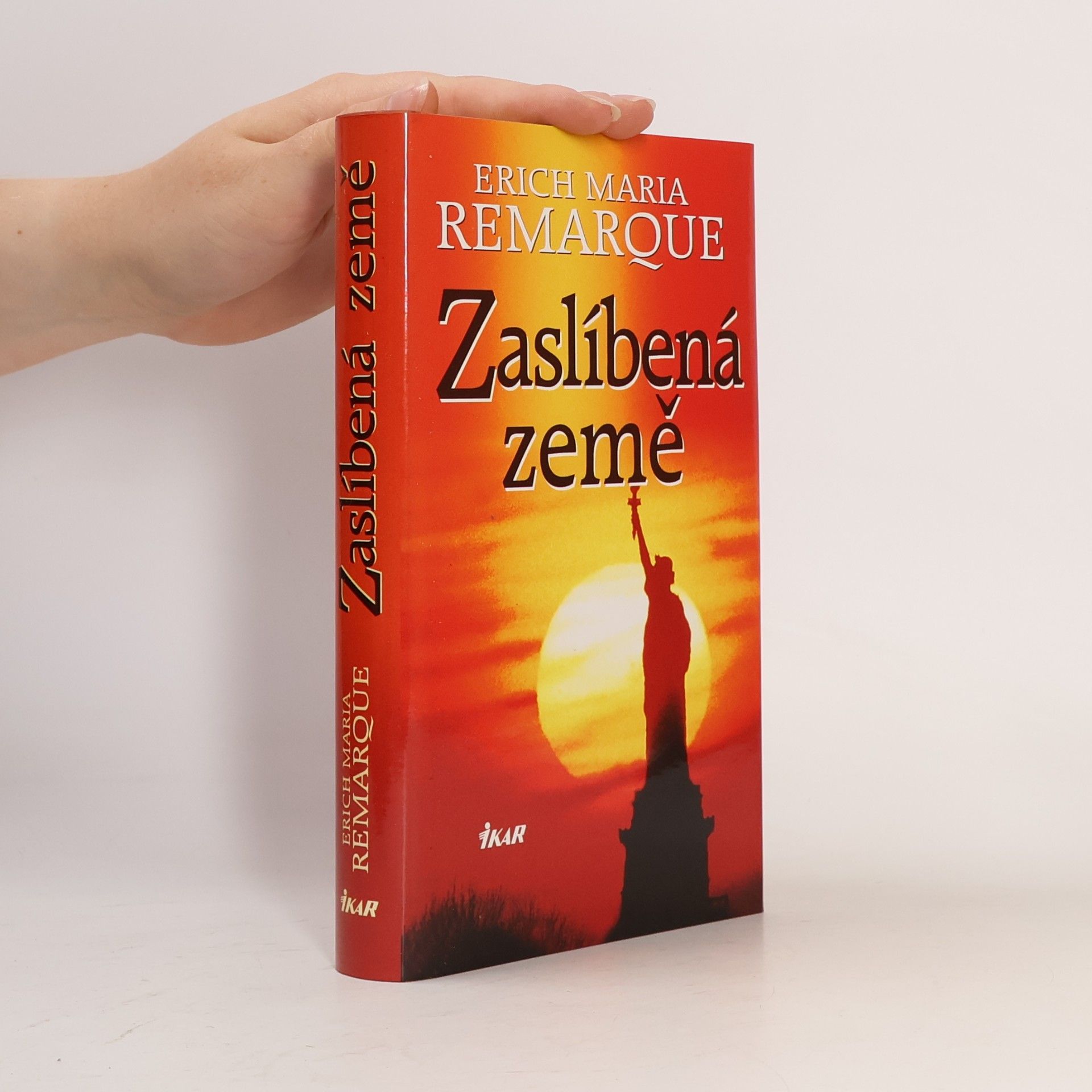 Erich Maria Remarque Zaslíbená země