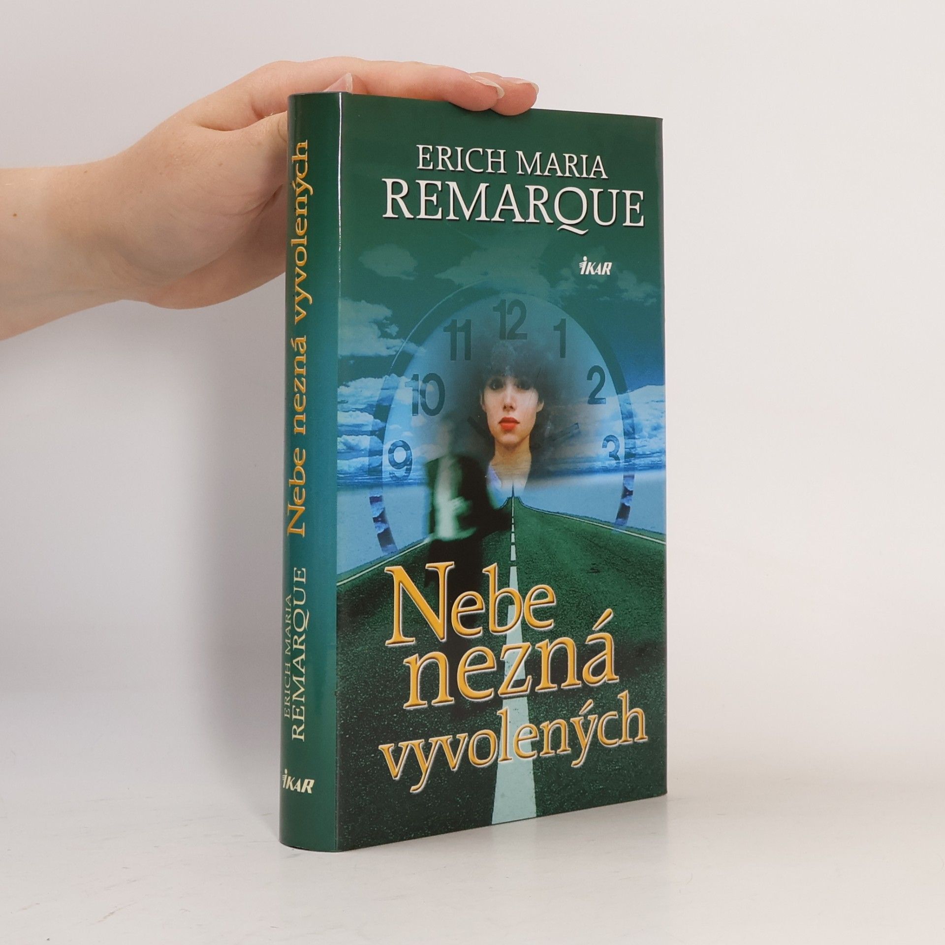 Erich Maria Remarque Nebe nezná vyvolených