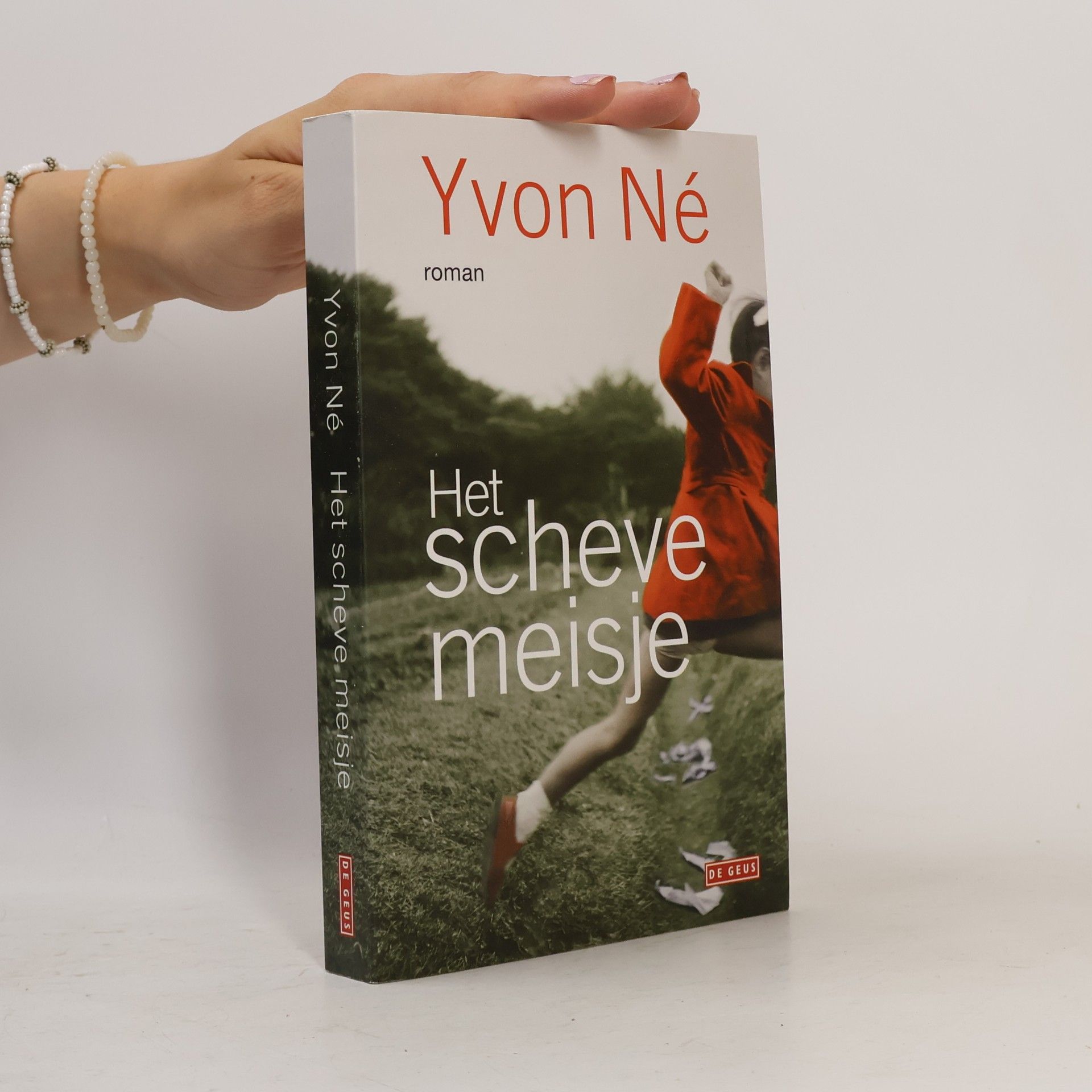Yvon Né Het scheve meisje