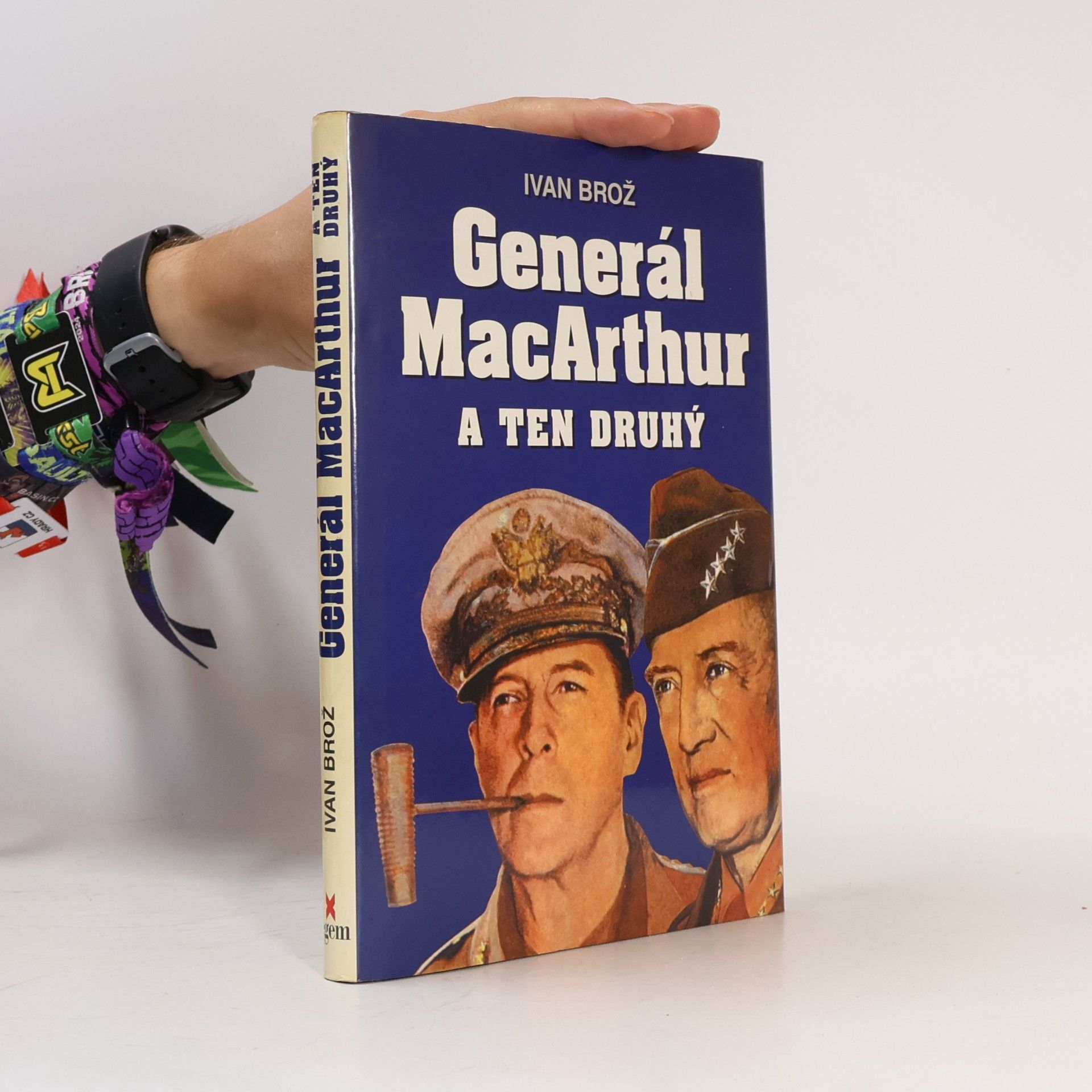 Petr Linda Generál MacArthur a ten druhý
