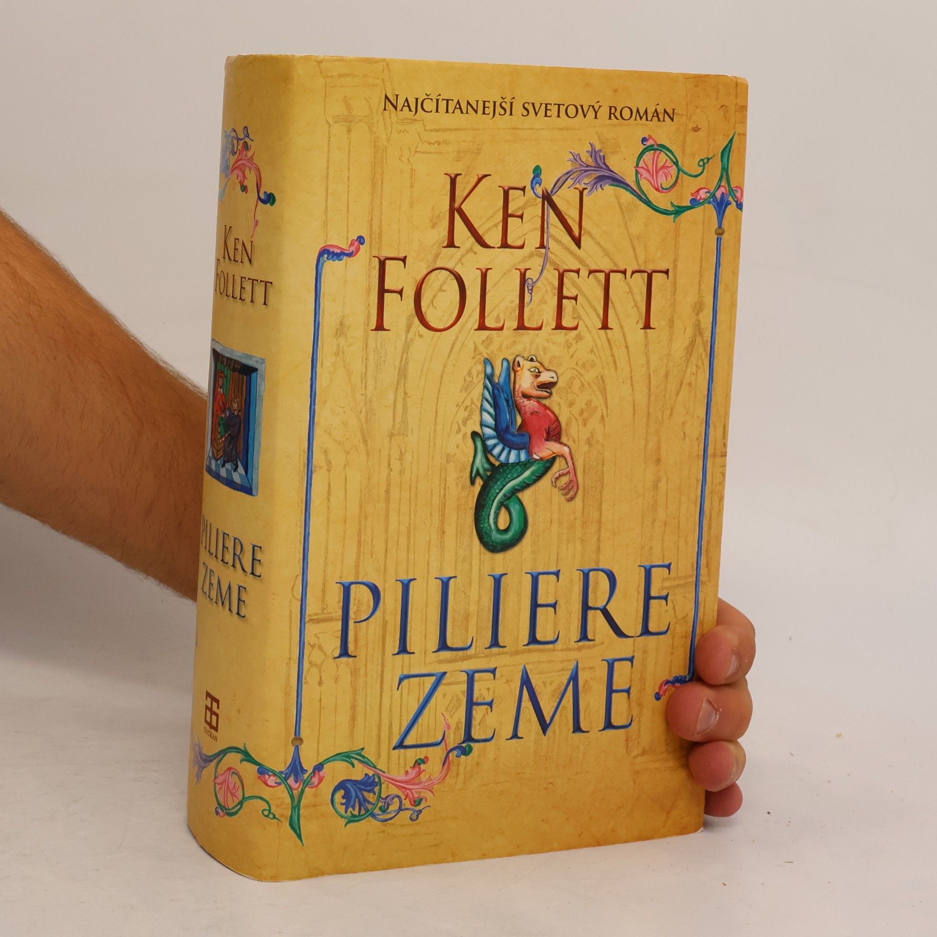 Ken Follett Piliere zeme
