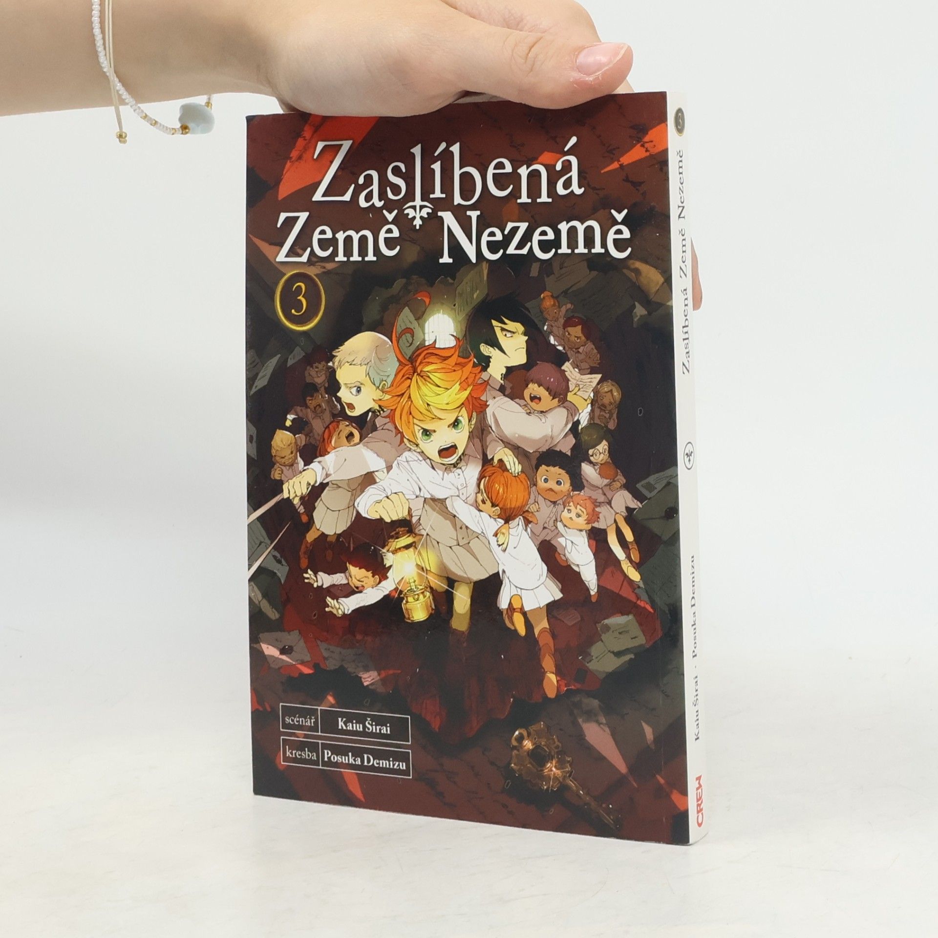 Kaiu Širai Zaslíbená Země Nezemě 3