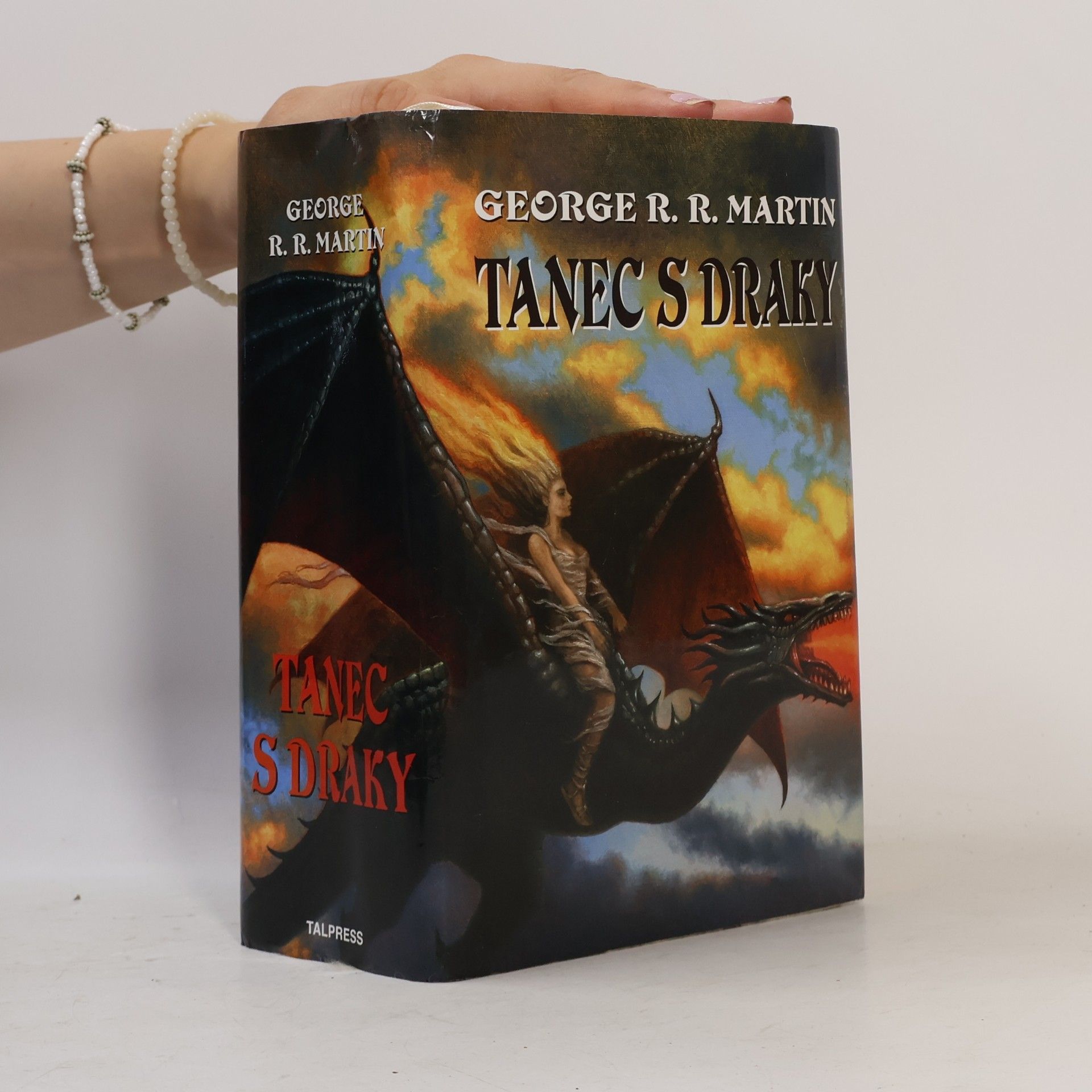 George R. R. Martin Tanec s draky