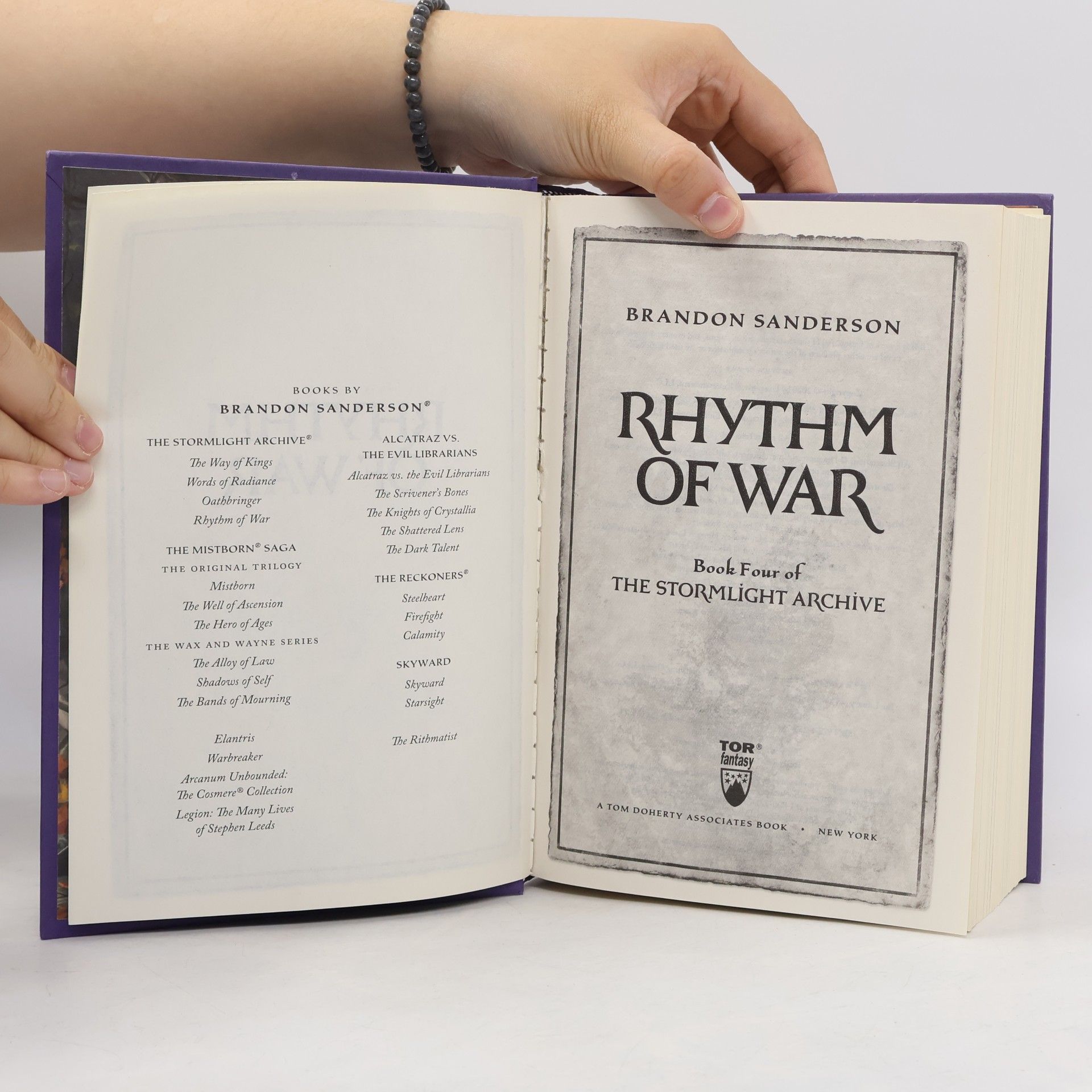 Brandon Sanderson The Stormlight Archiv 4. Rhythm of War