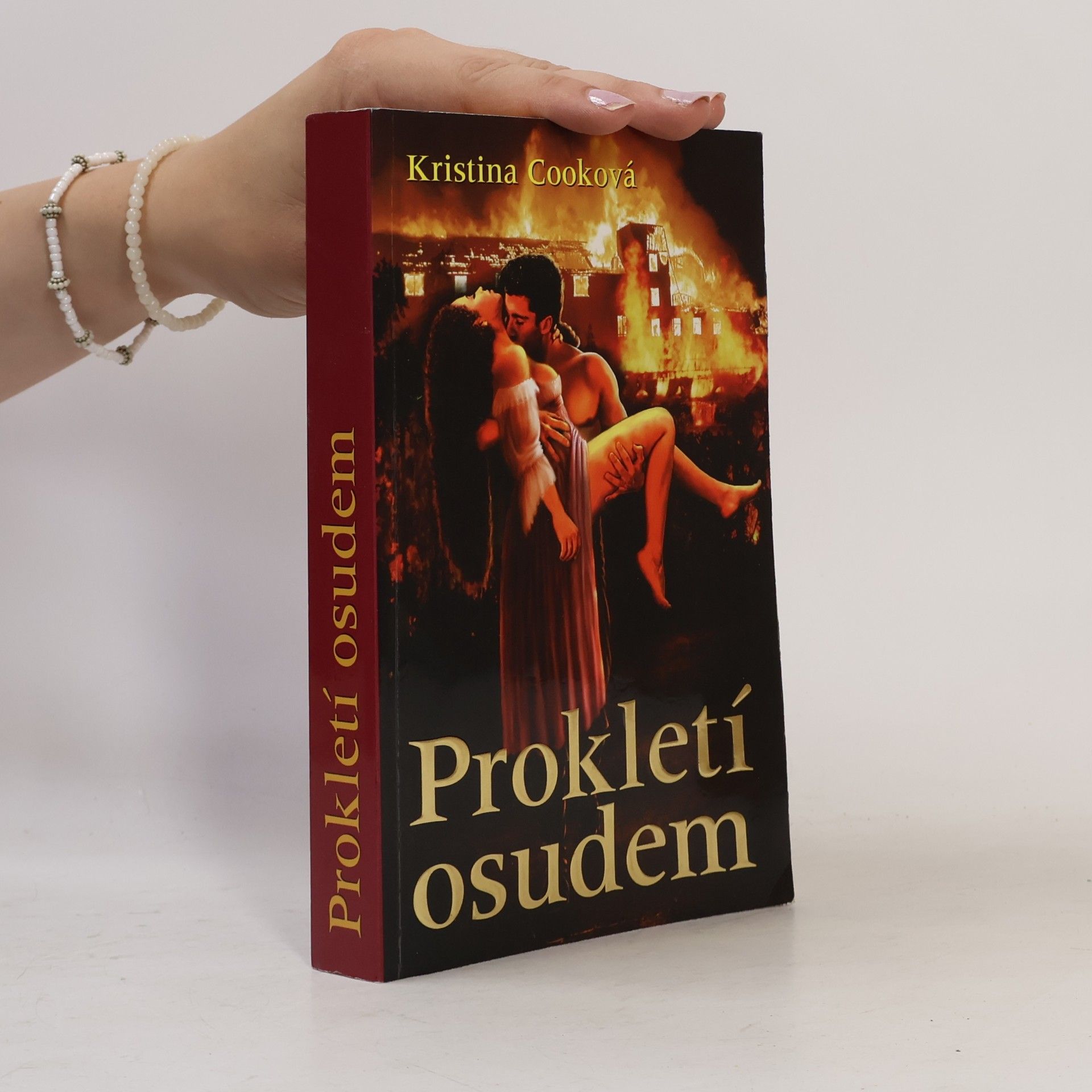 Kristina Cook Prokletí osudem