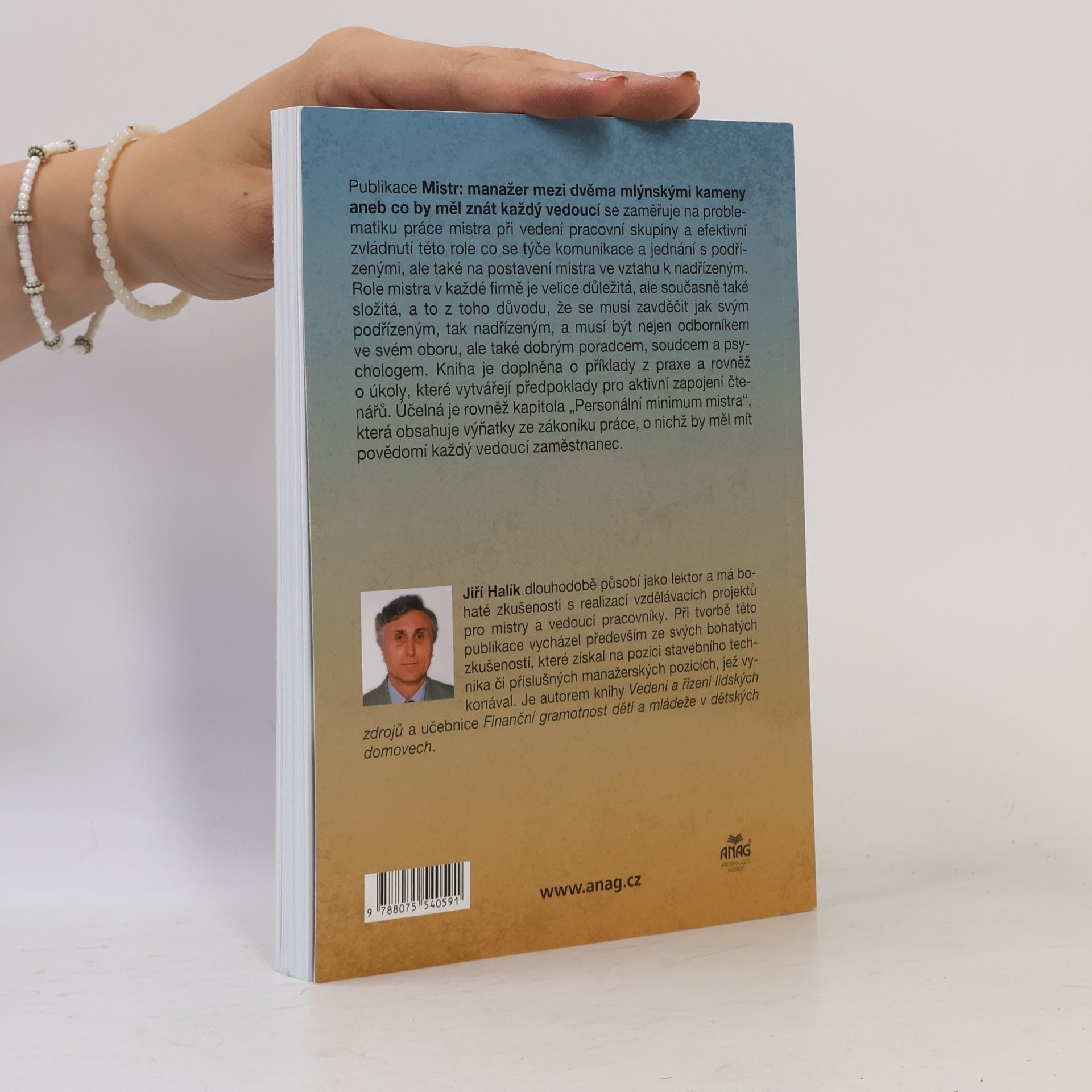 Jiří Halík Mistr - Manažer mezi dvěma mlýnskými kameny