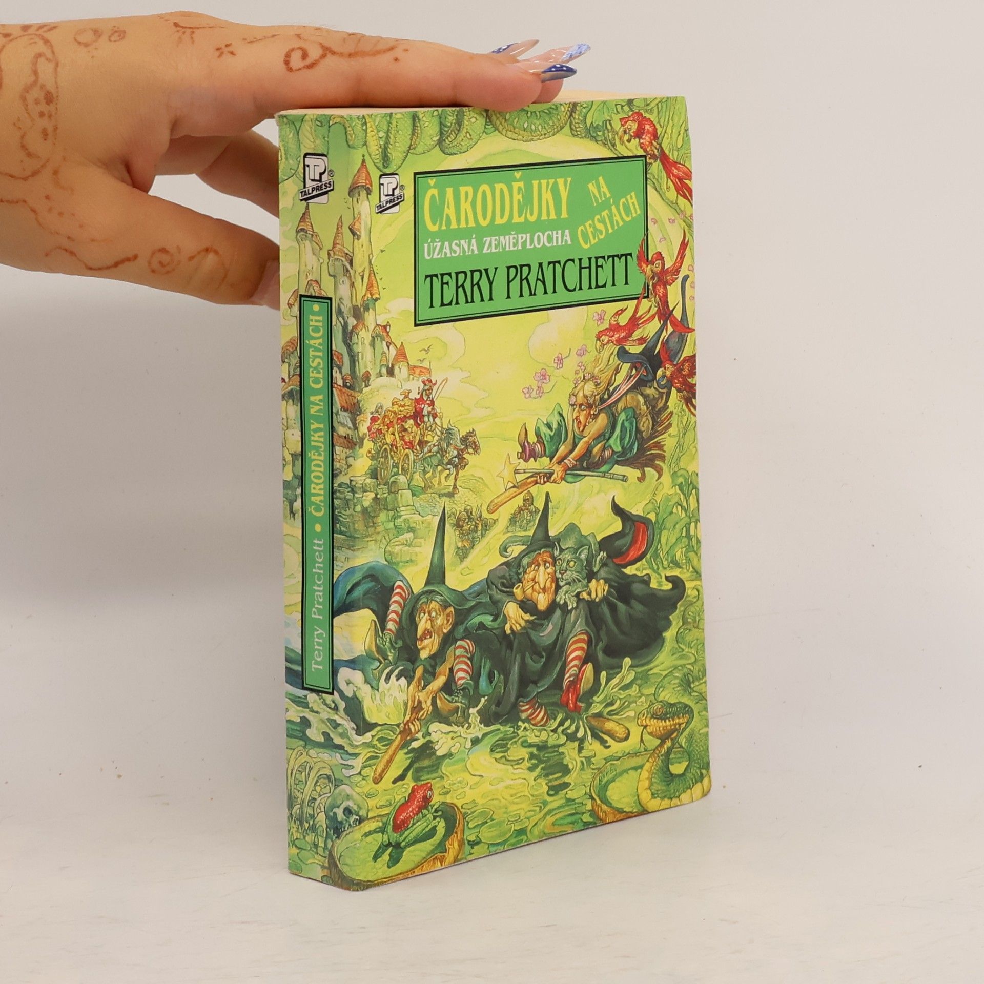 Terry Pratchett Čarodějky na cestách