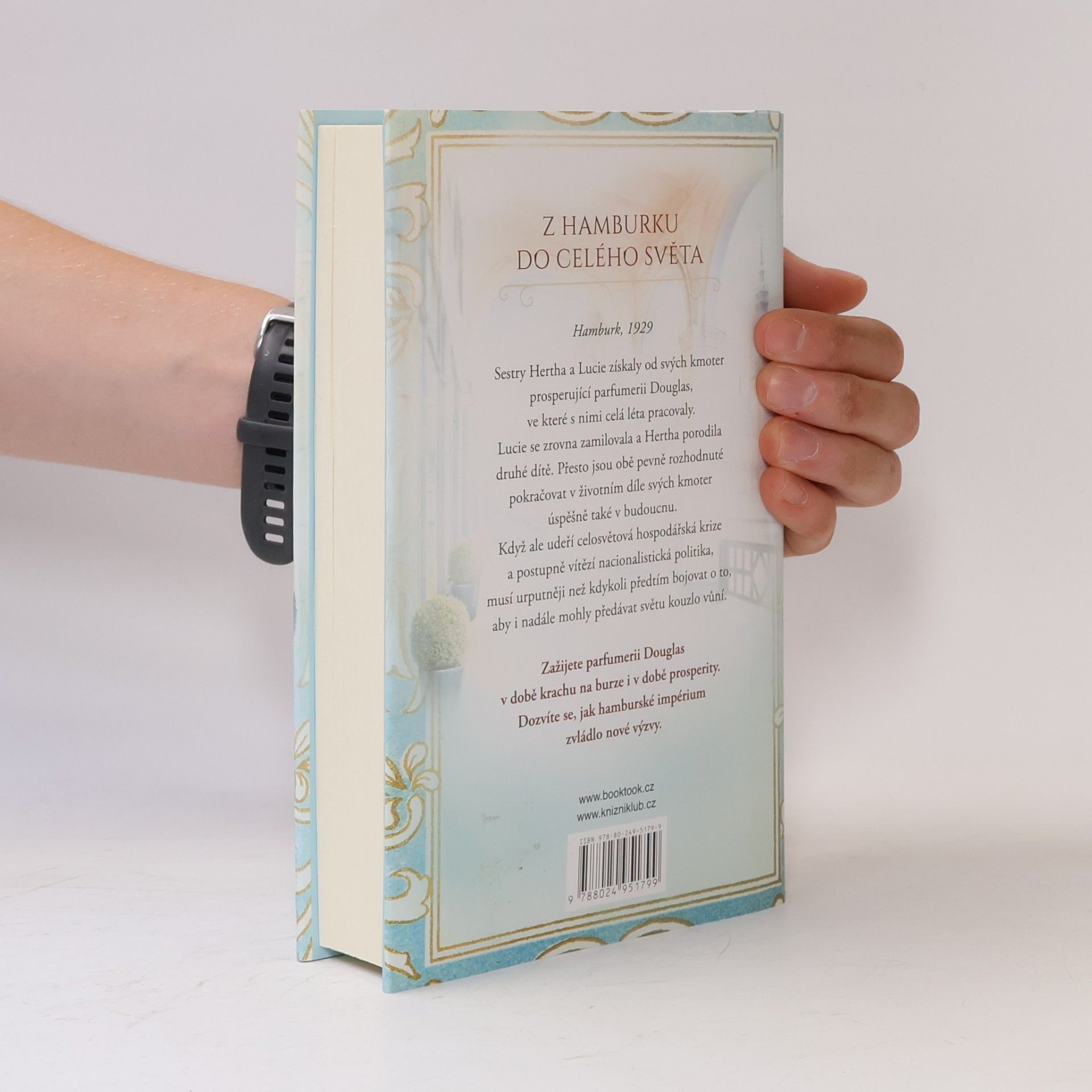 Charlotte Jacobi Parfumerie Douglas. Impérium snů