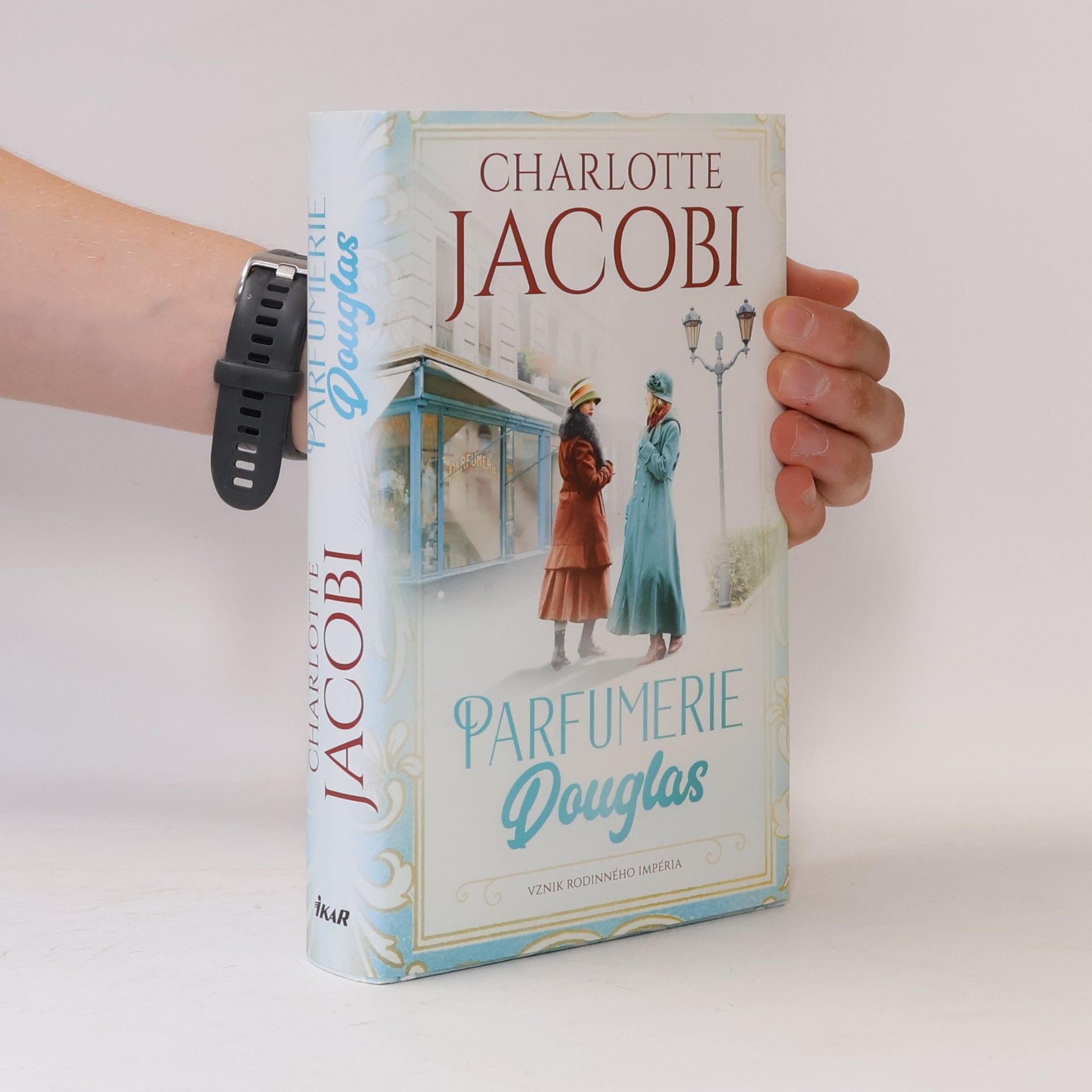 Charlotte Jacobi Parfumerie Douglas. Vznik rodinného impéria