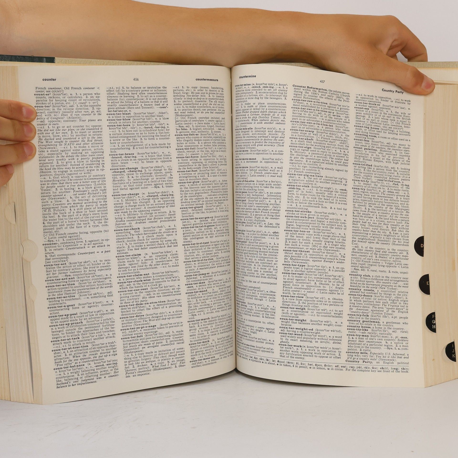 Thorndike Barnhart The World Book Encyclopedia Dictionary A-K