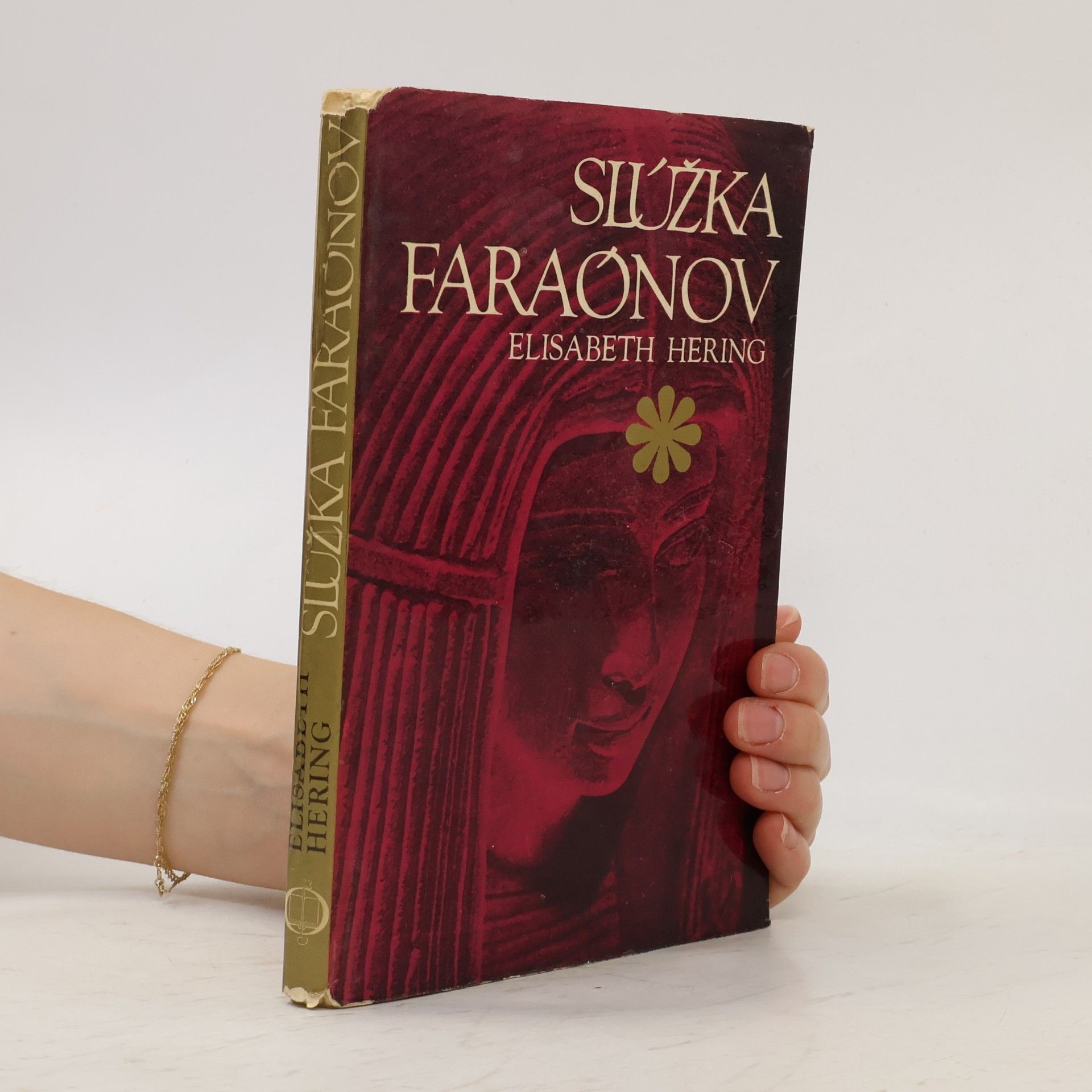 Elisabeth Hering Slúžka faraónov