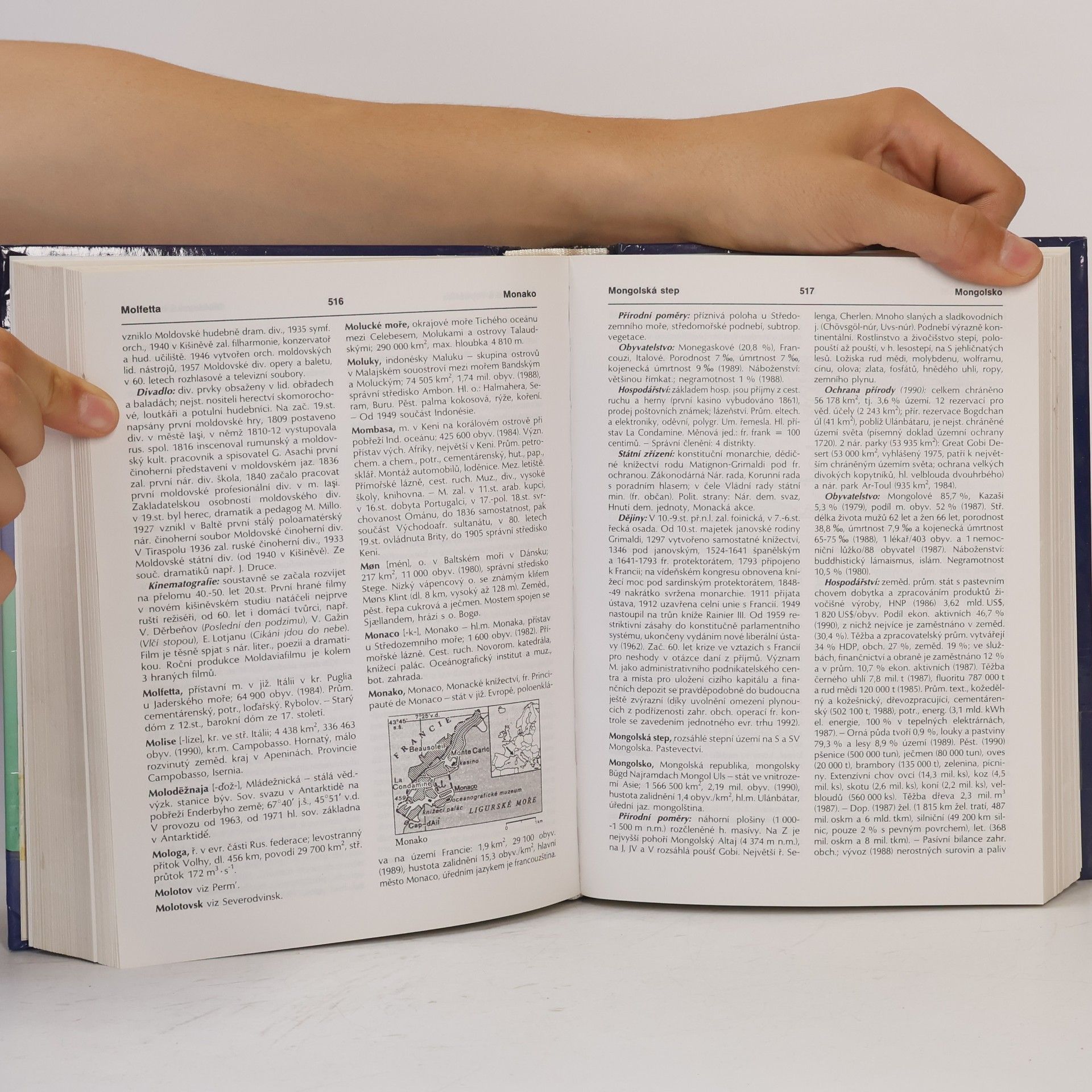 Various authors Gegrafický místopisný slovník světa