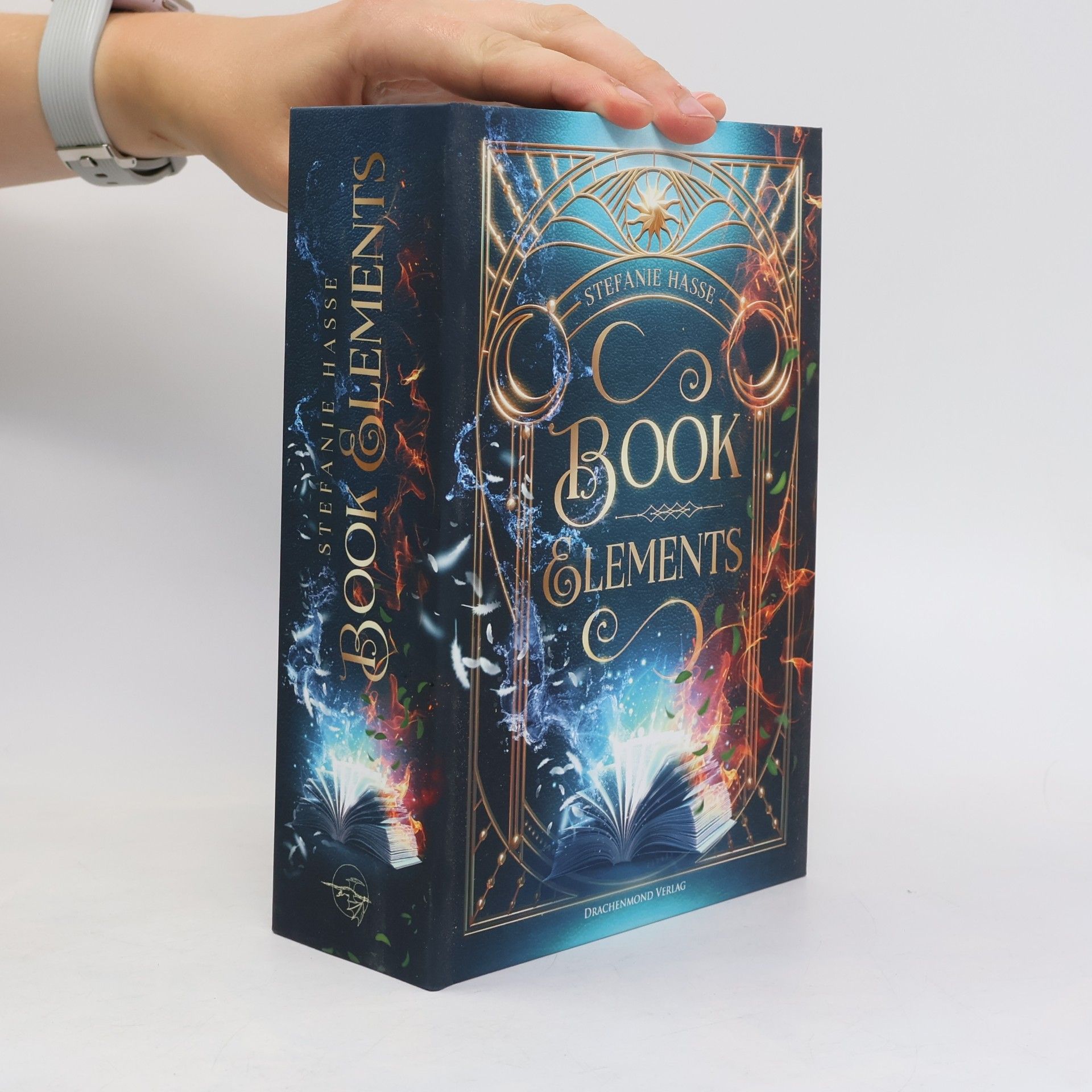 Stefanie Hasse Book Elements