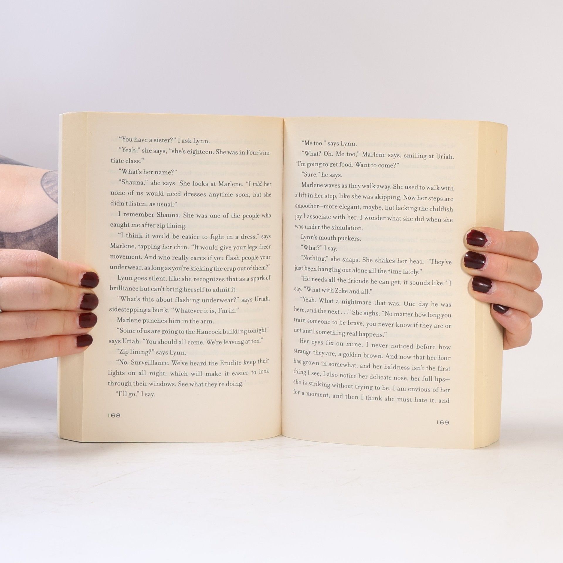 Veronica Roth Insurgent