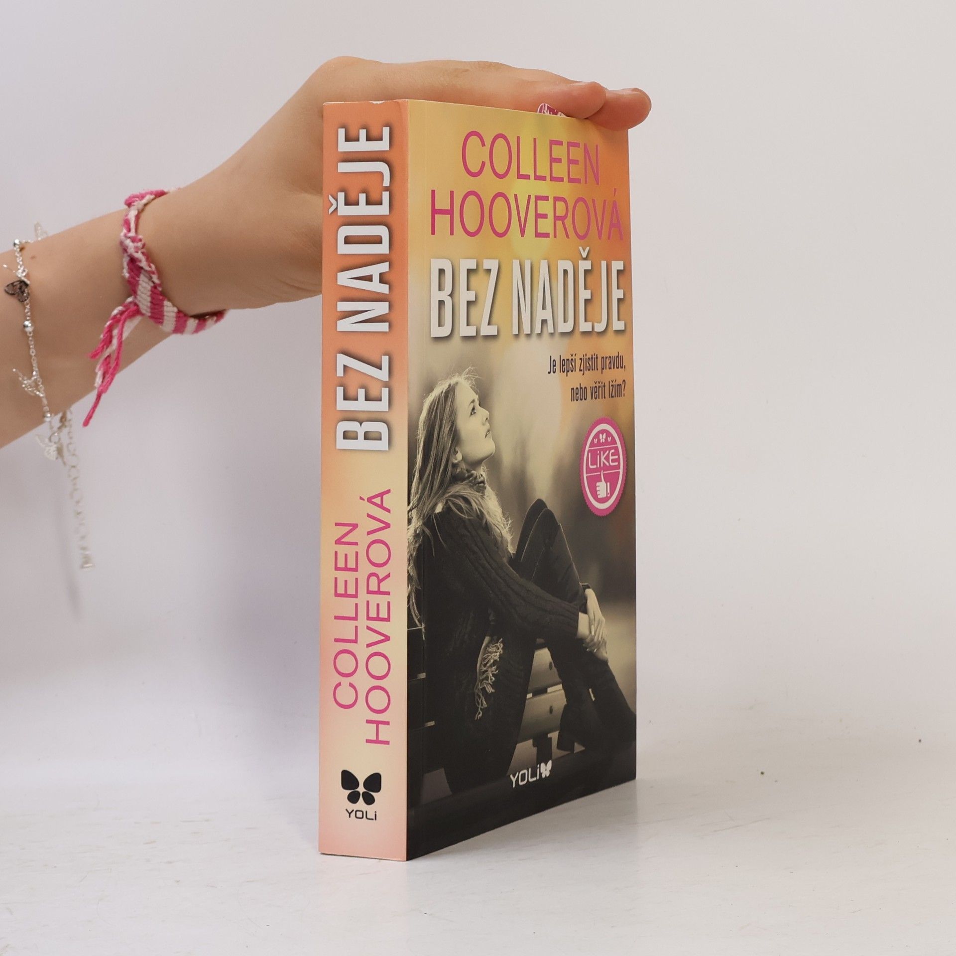 Colleen Hoover Bez naděje