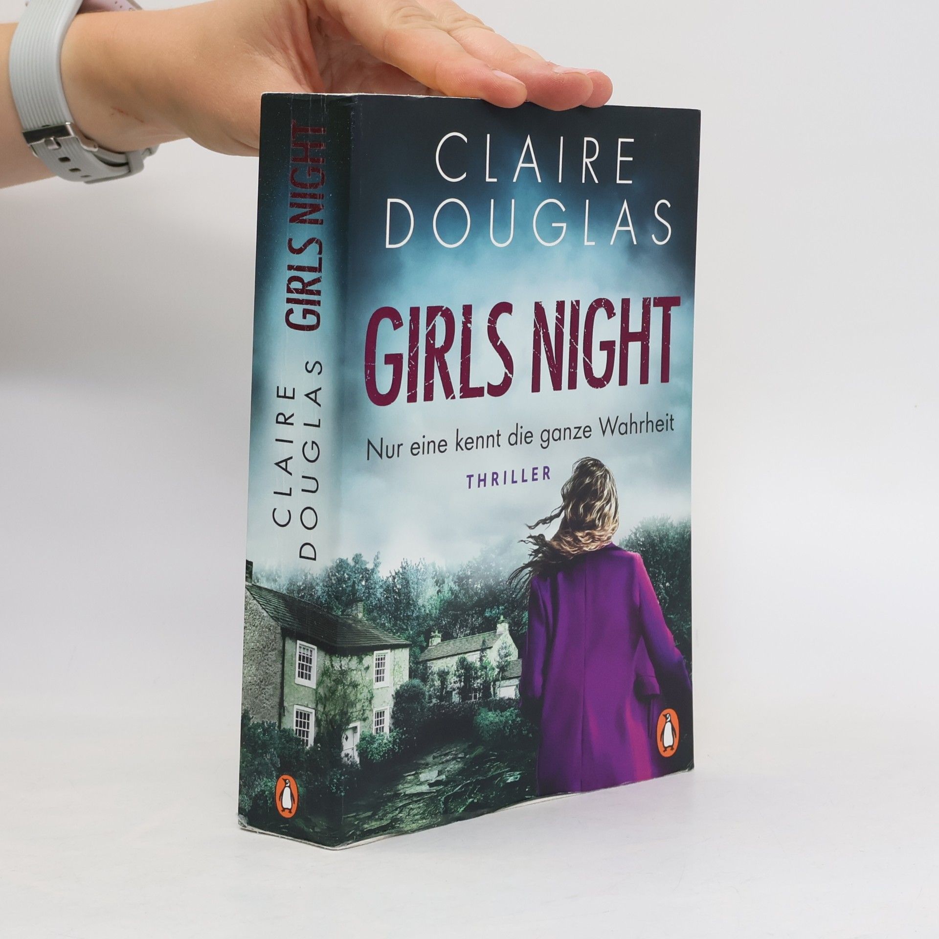 Claire Douglas Girls night