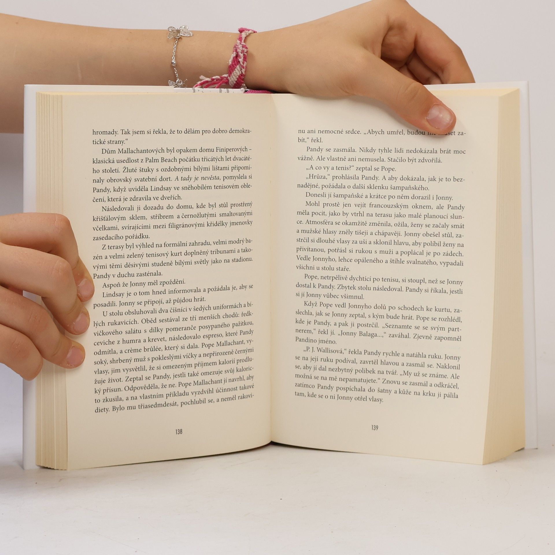 Candace Bushnell Jak zabít Moniku