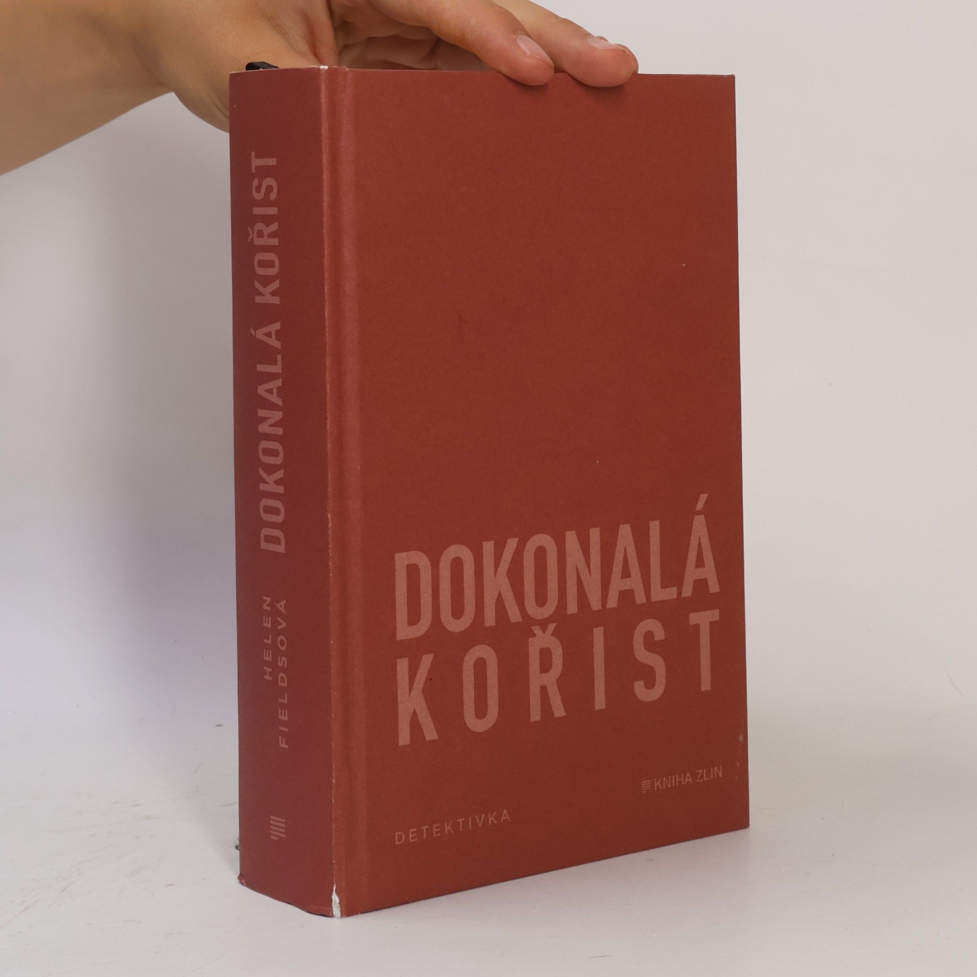Helen Fields Dokonalá kořist