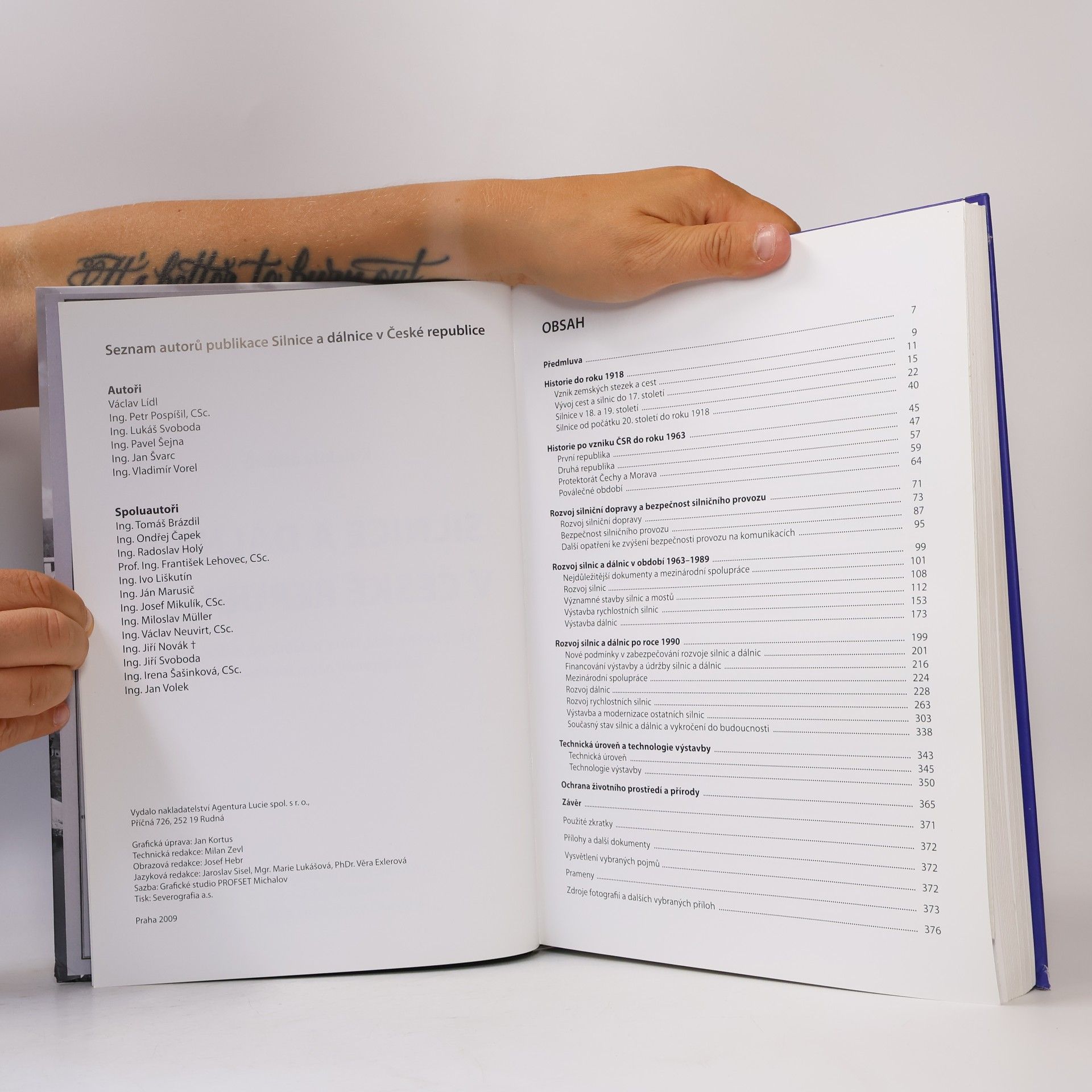 Autorenkollektiv Silnice a dálnice v České republice